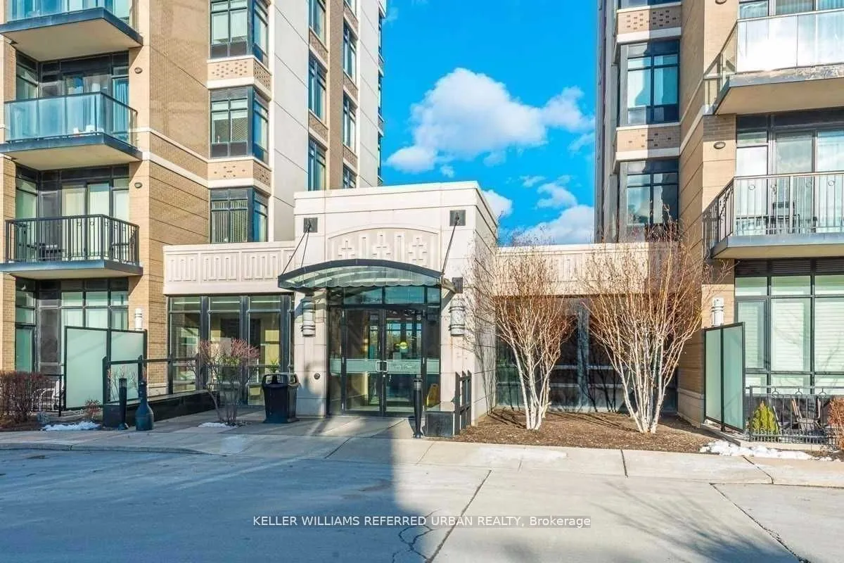 131 Upper Duke Crescent, #211
