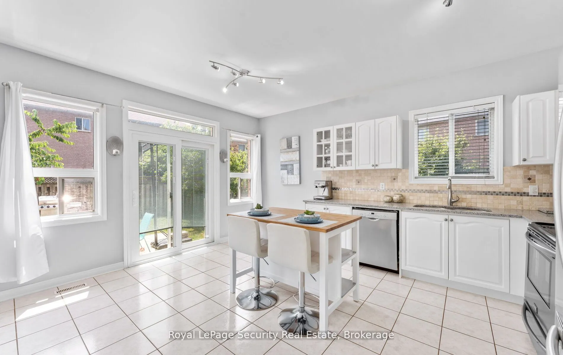 81 Ten Oaks Boulevard