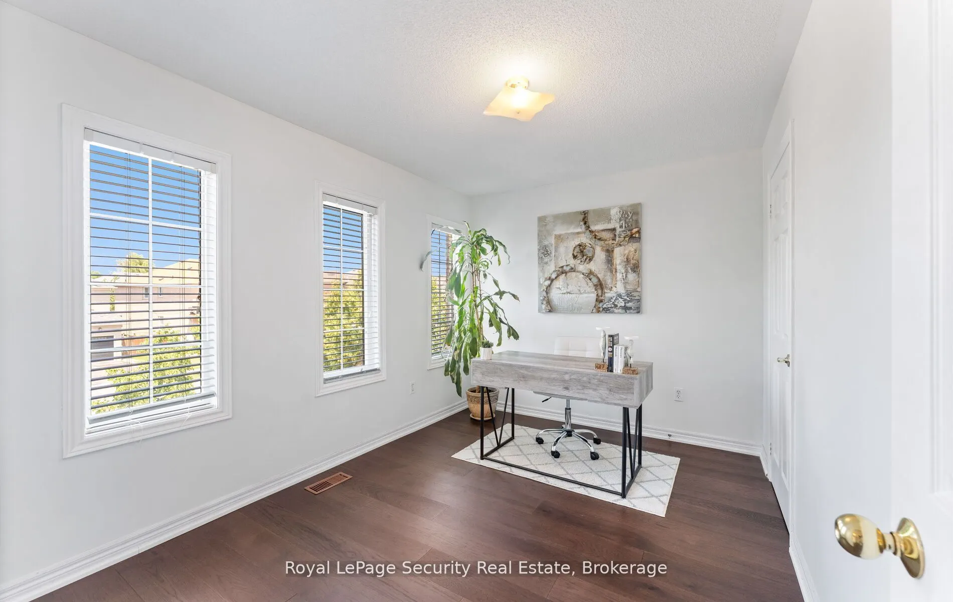 81 Ten Oaks Boulevard