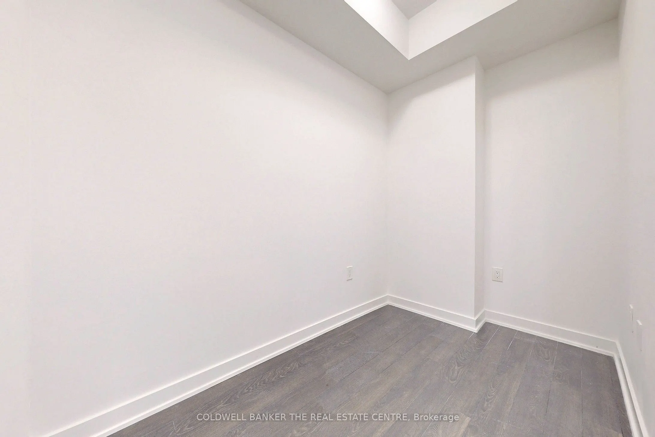 100 Eagle Rock Way N, #827