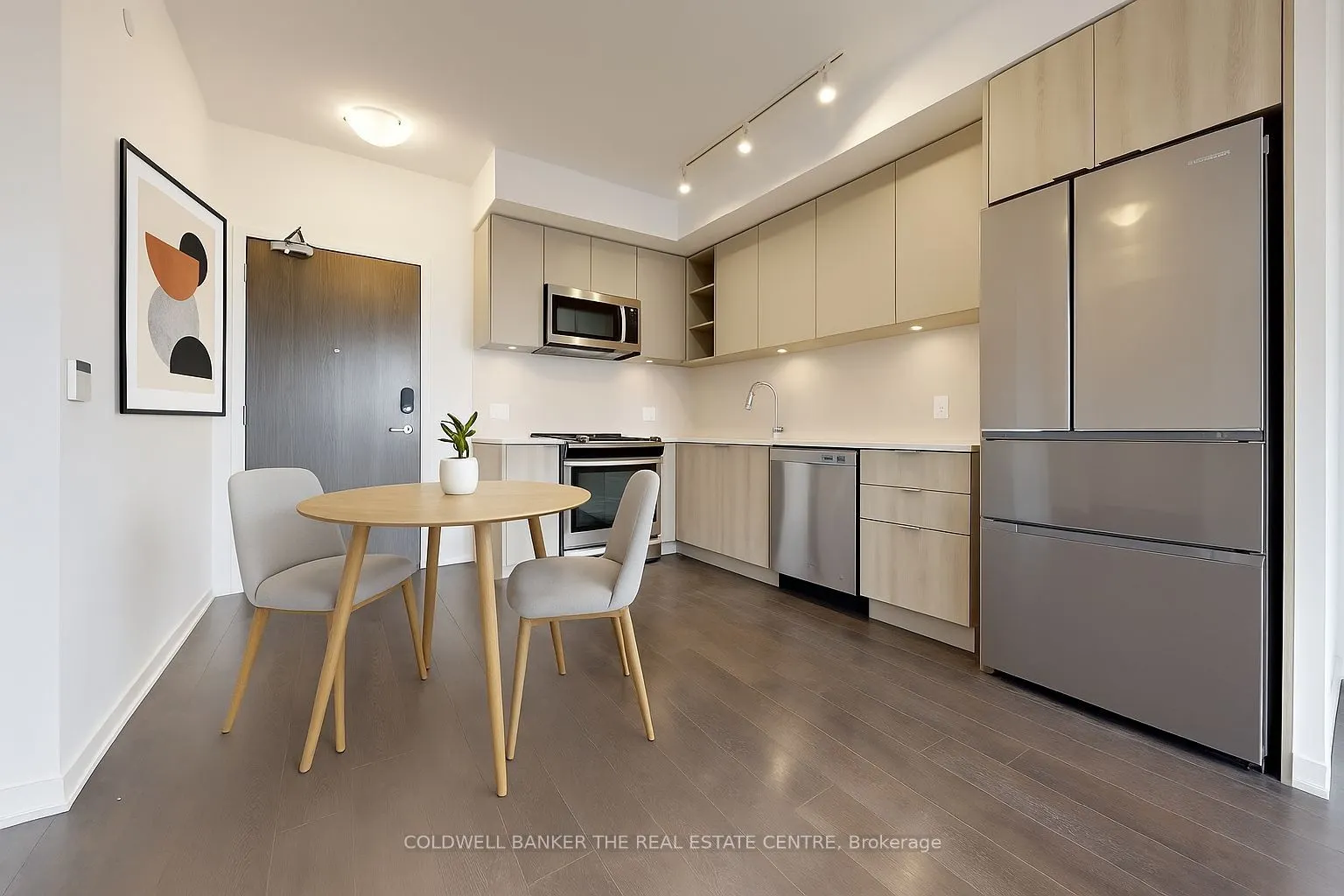 100 Eagle Rock Way N, #827