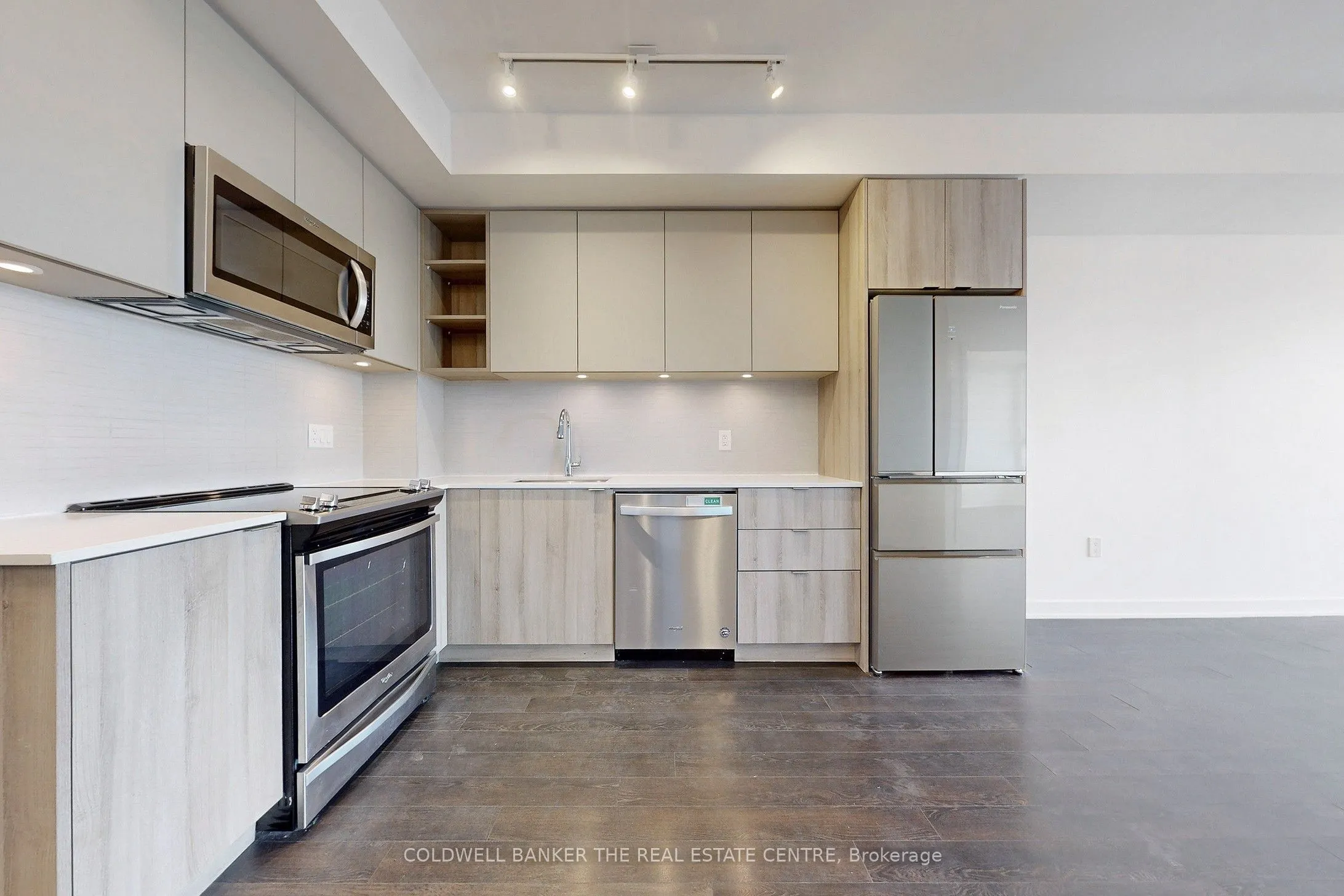 100 Eagle Rock Way N, #827