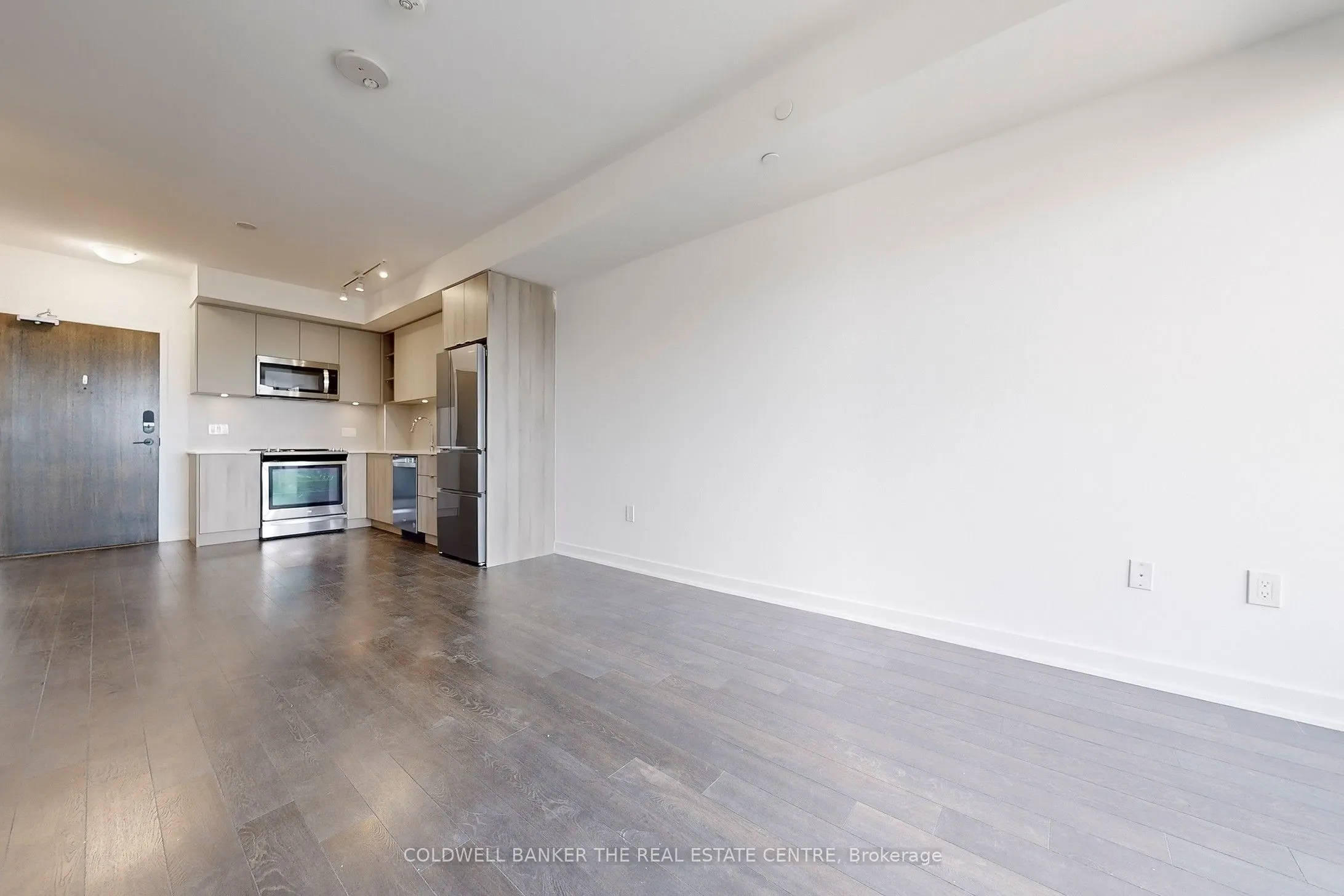 100 Eagle Rock Way N, #827