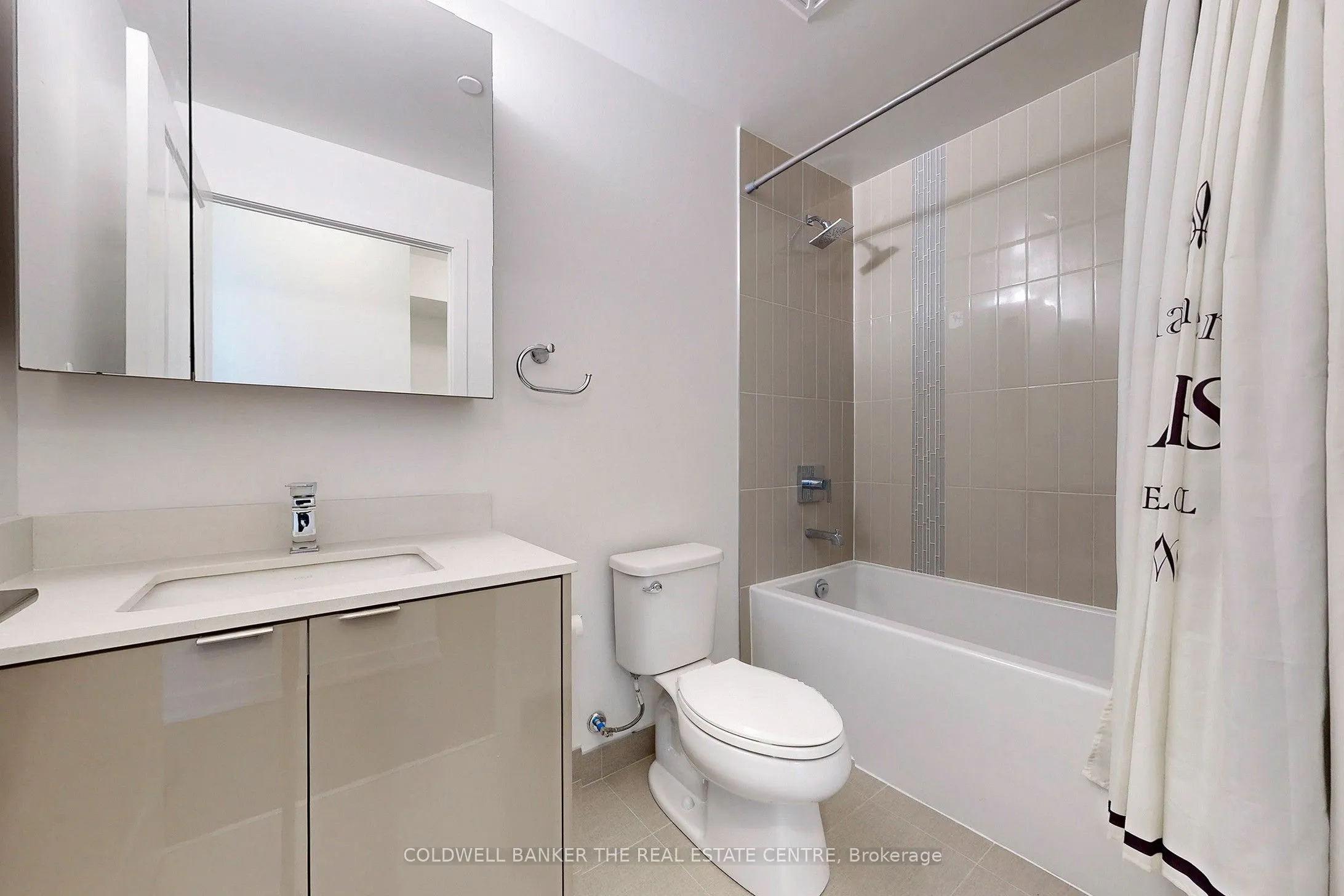 100 Eagle Rock Way N, #827