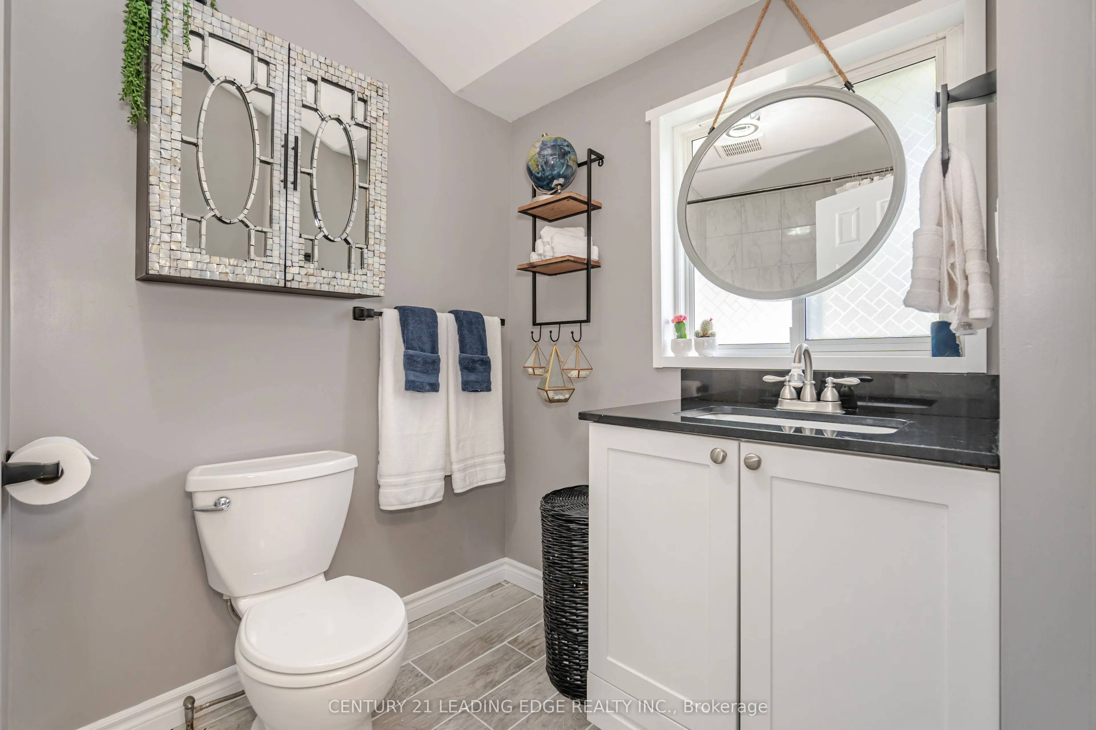1169 Killarney Beach Road