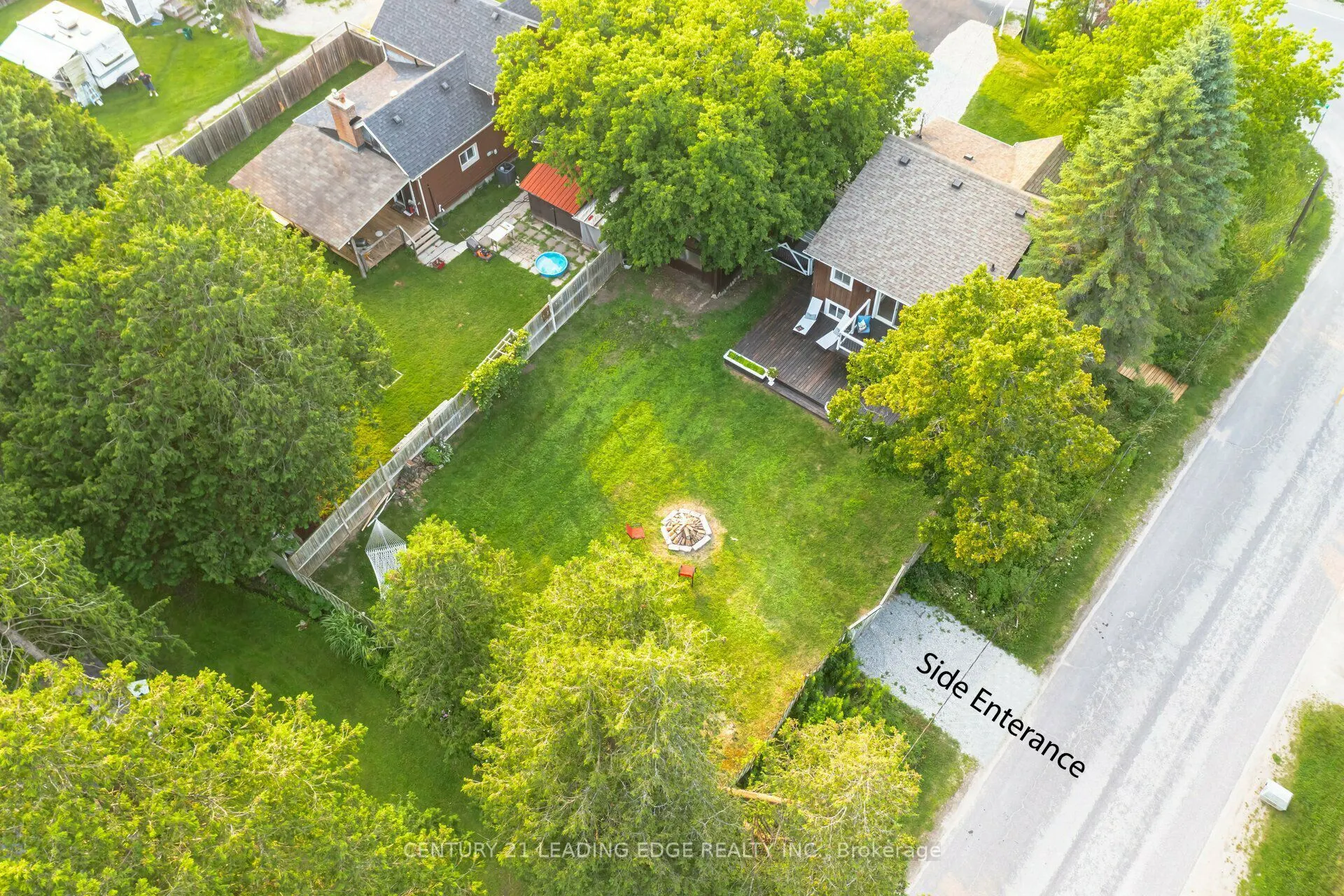 1169 Killarney Beach Road