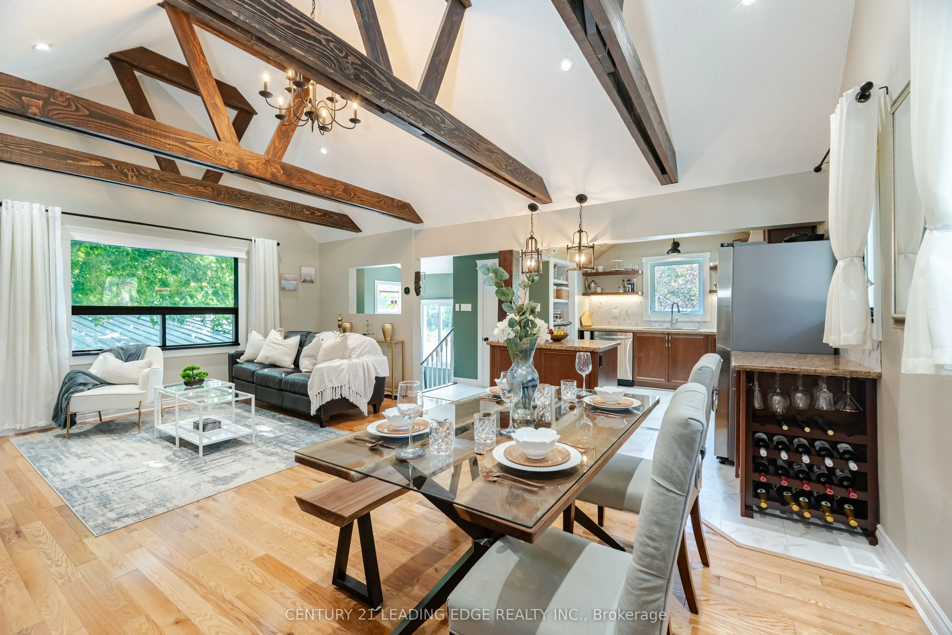 1169 Killarney Beach Road
