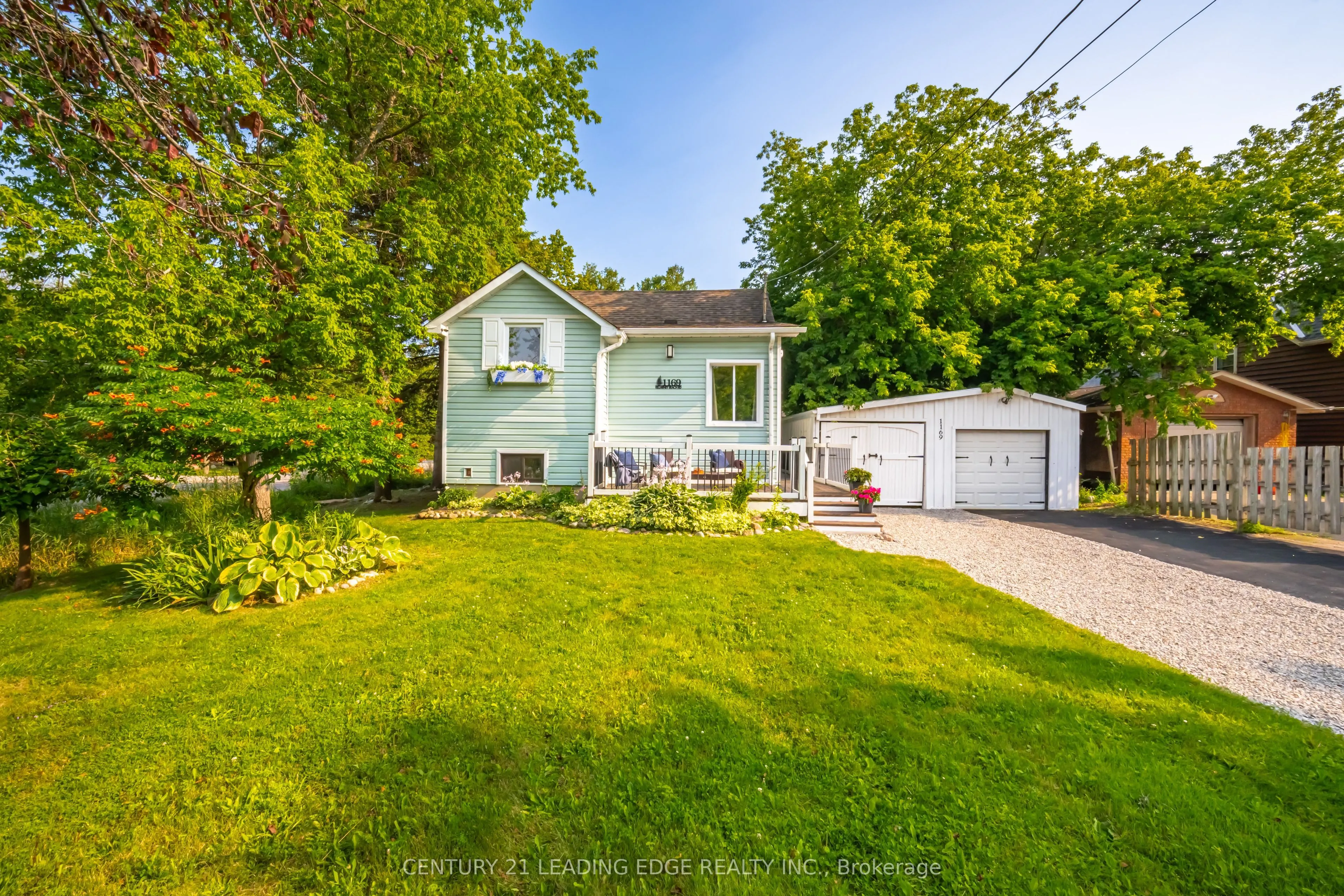 1169 Killarney Beach Road