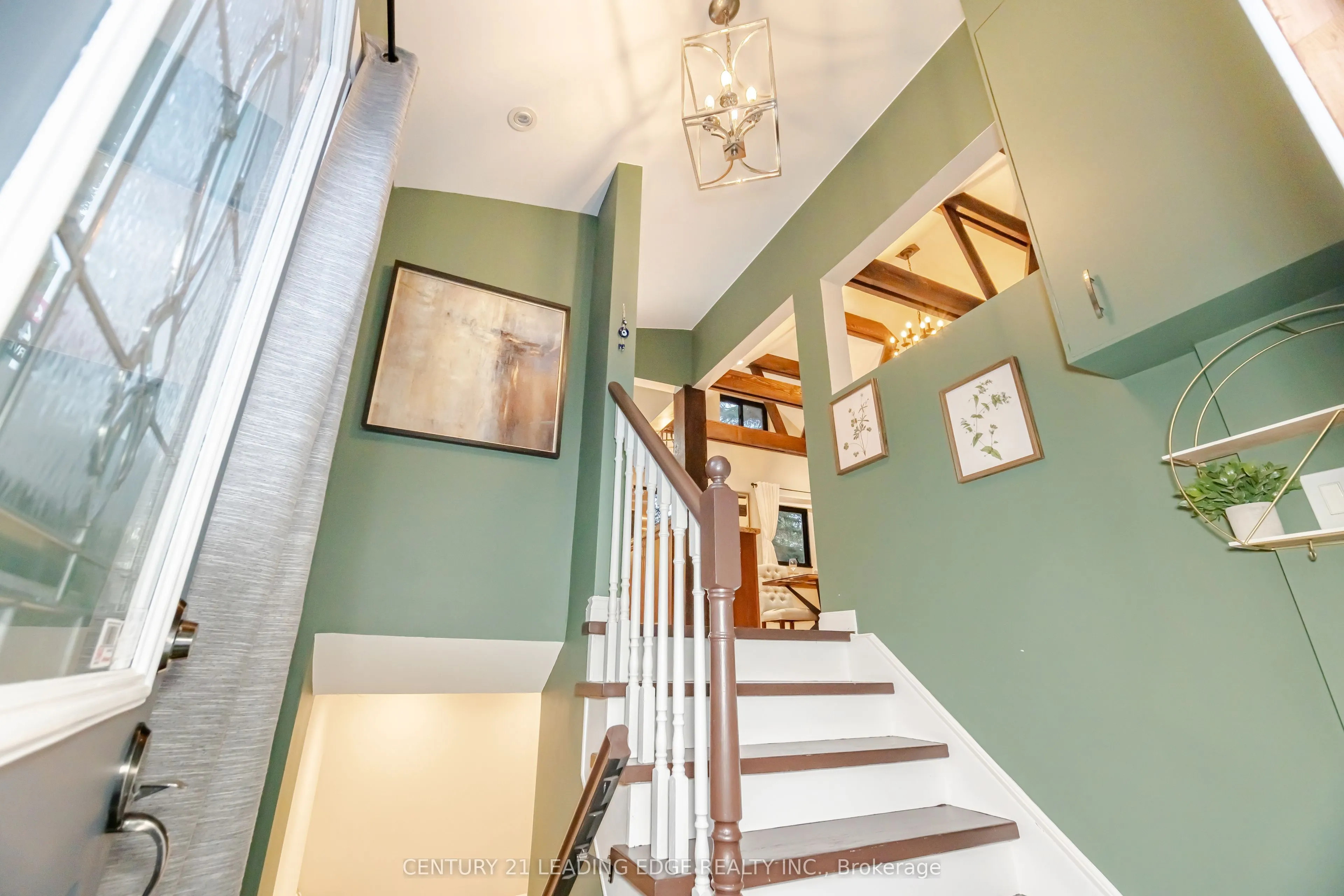 1169 Killarney Beach Road