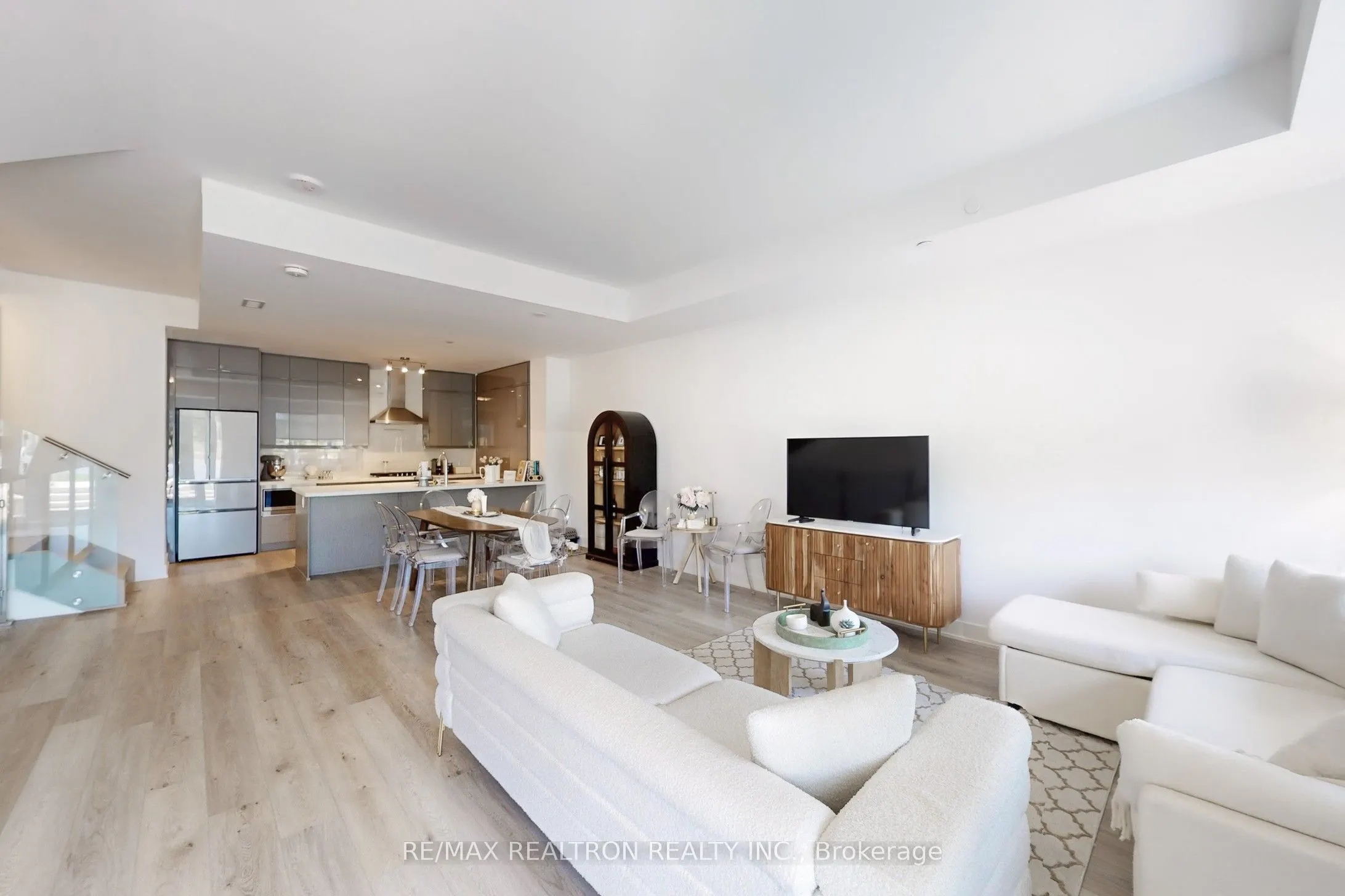 11782 Ninth Line, #112