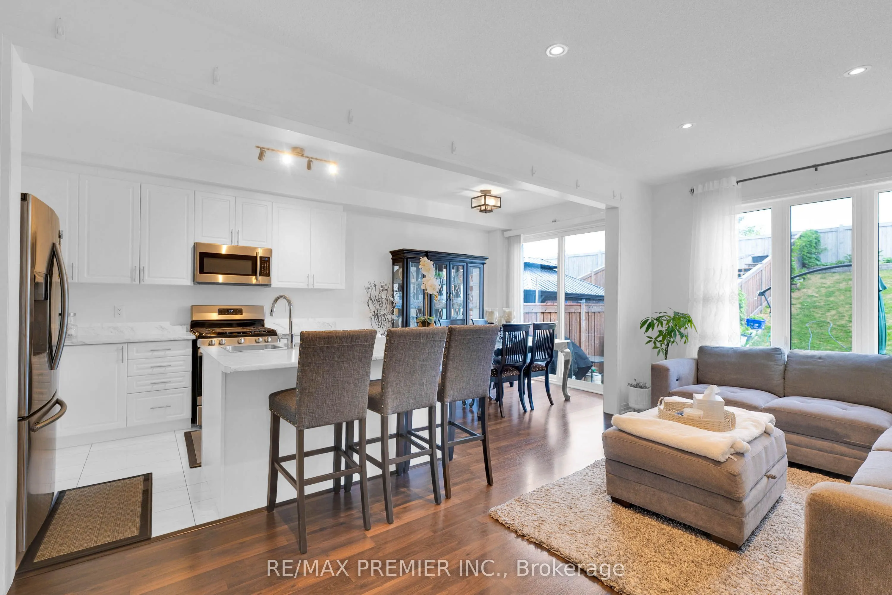 87 Casserley Crescent