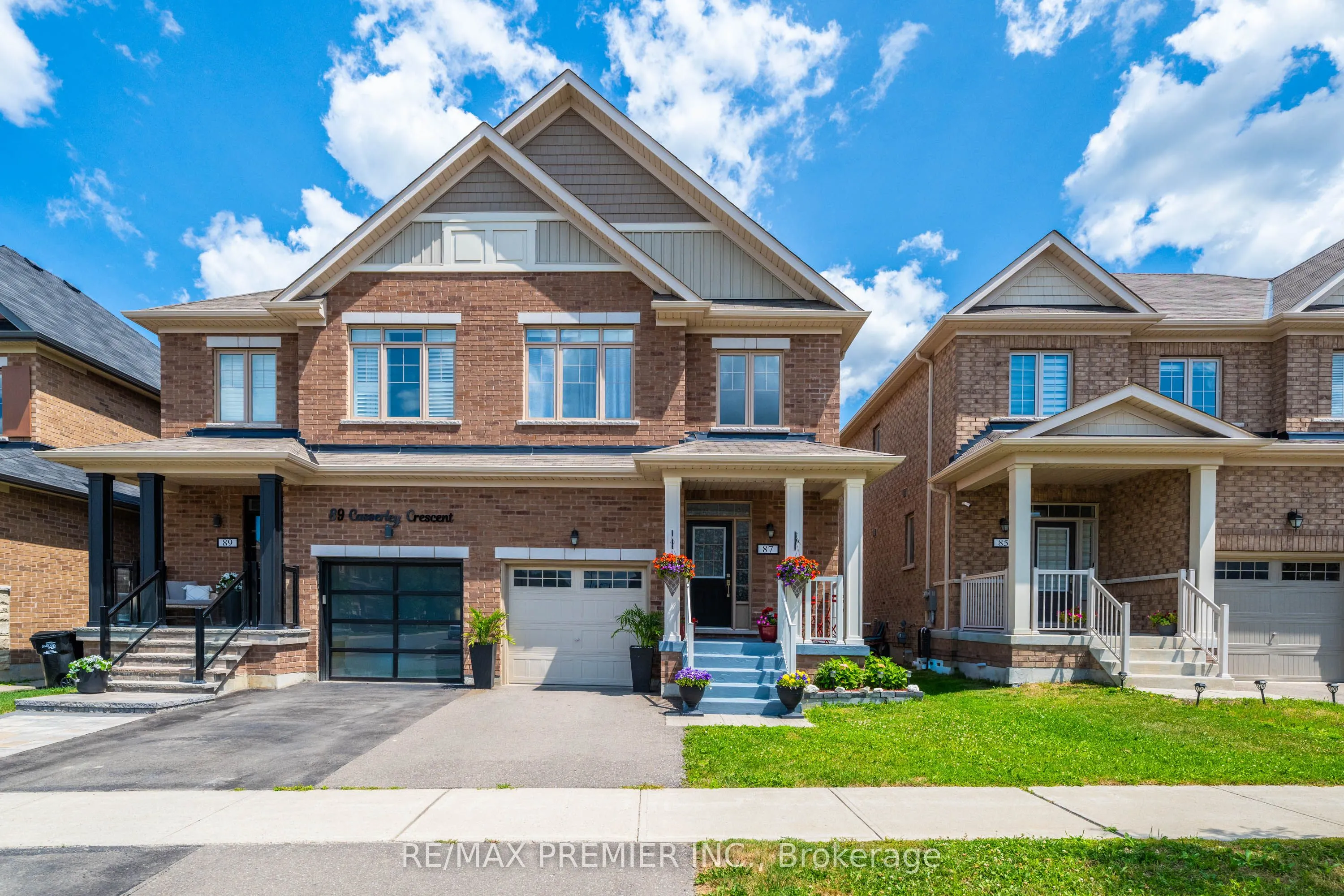 87 Casserley Crescent