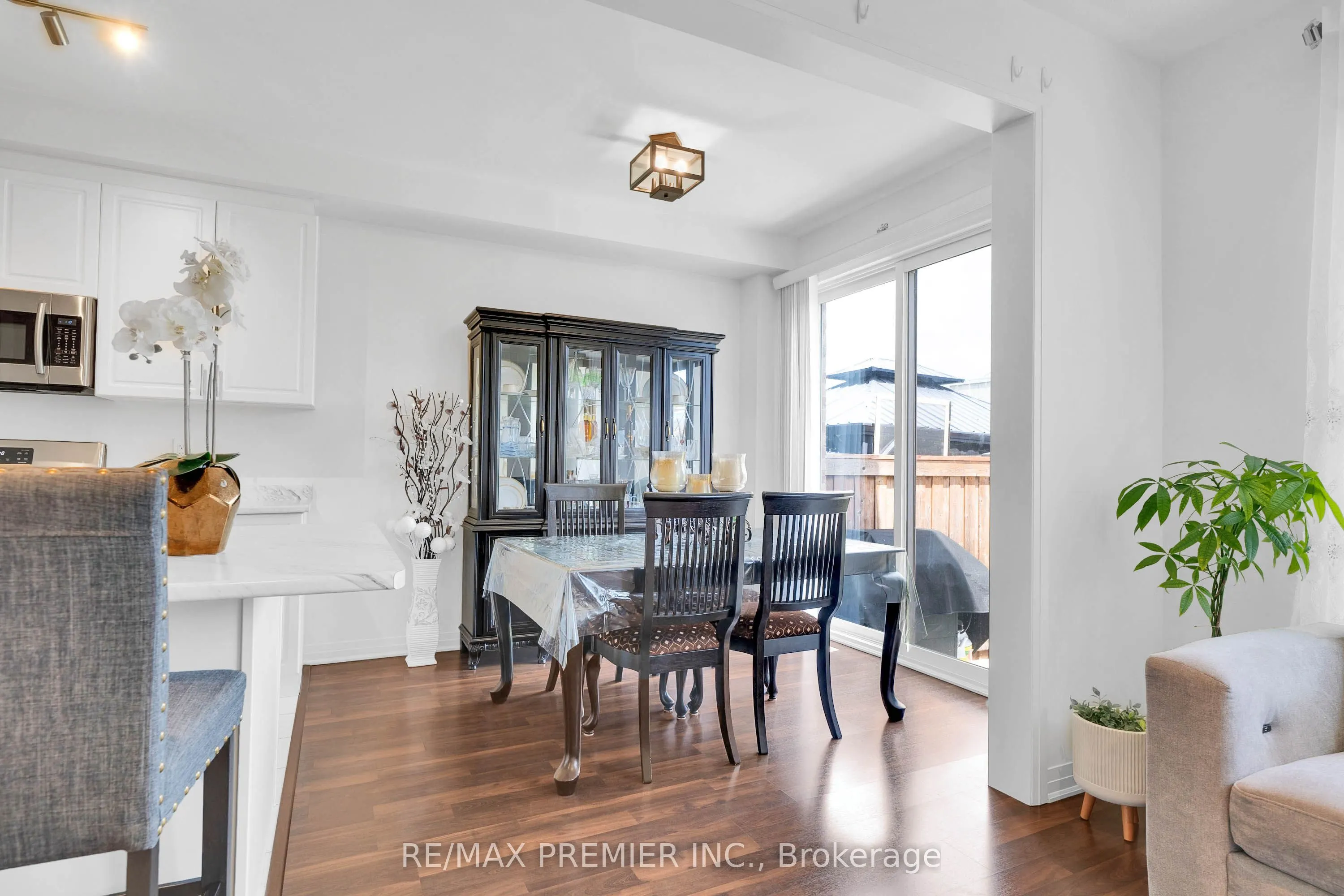 87 Casserley Crescent