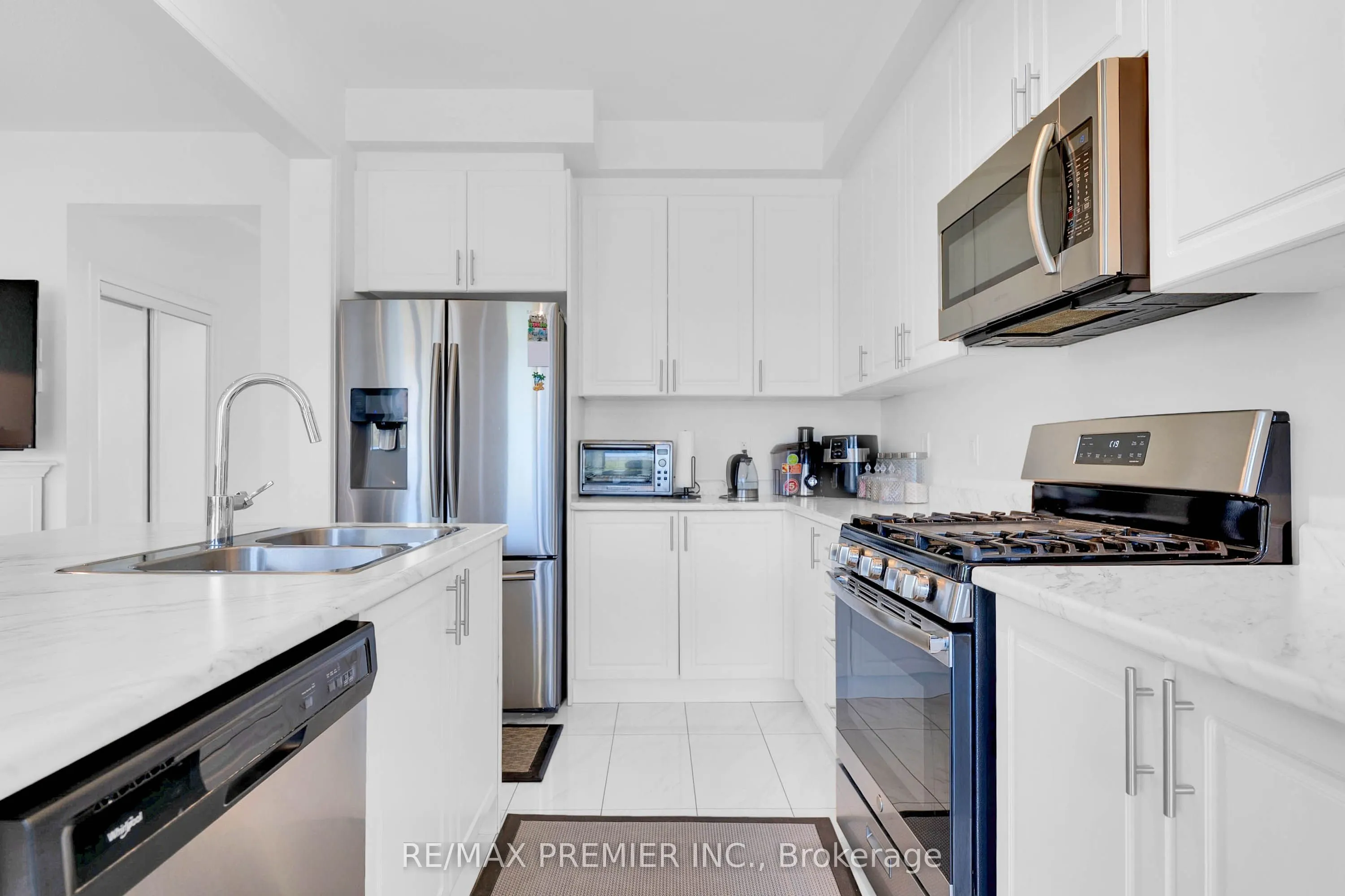 87 Casserley Crescent