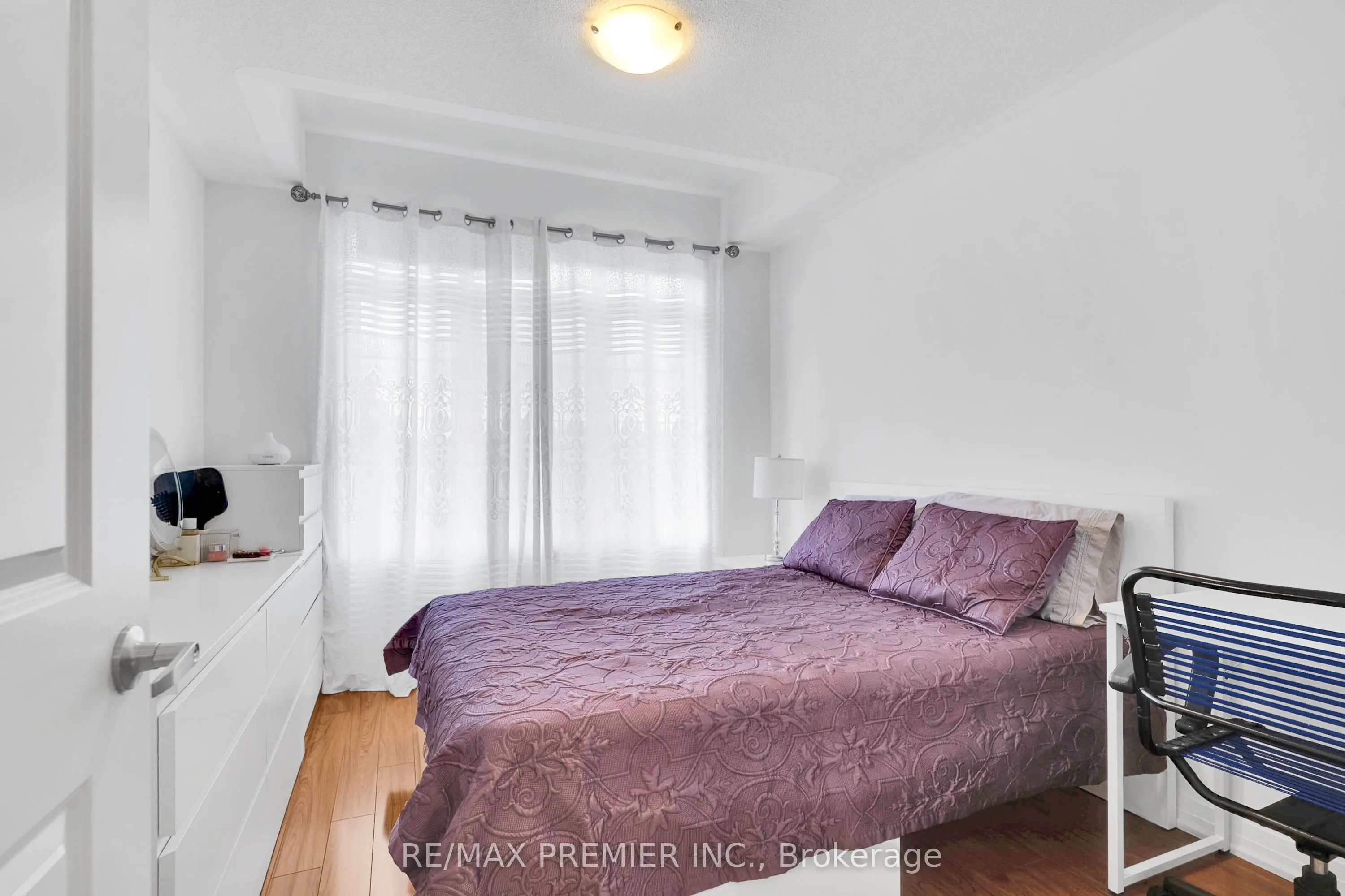 87 Casserley Crescent
