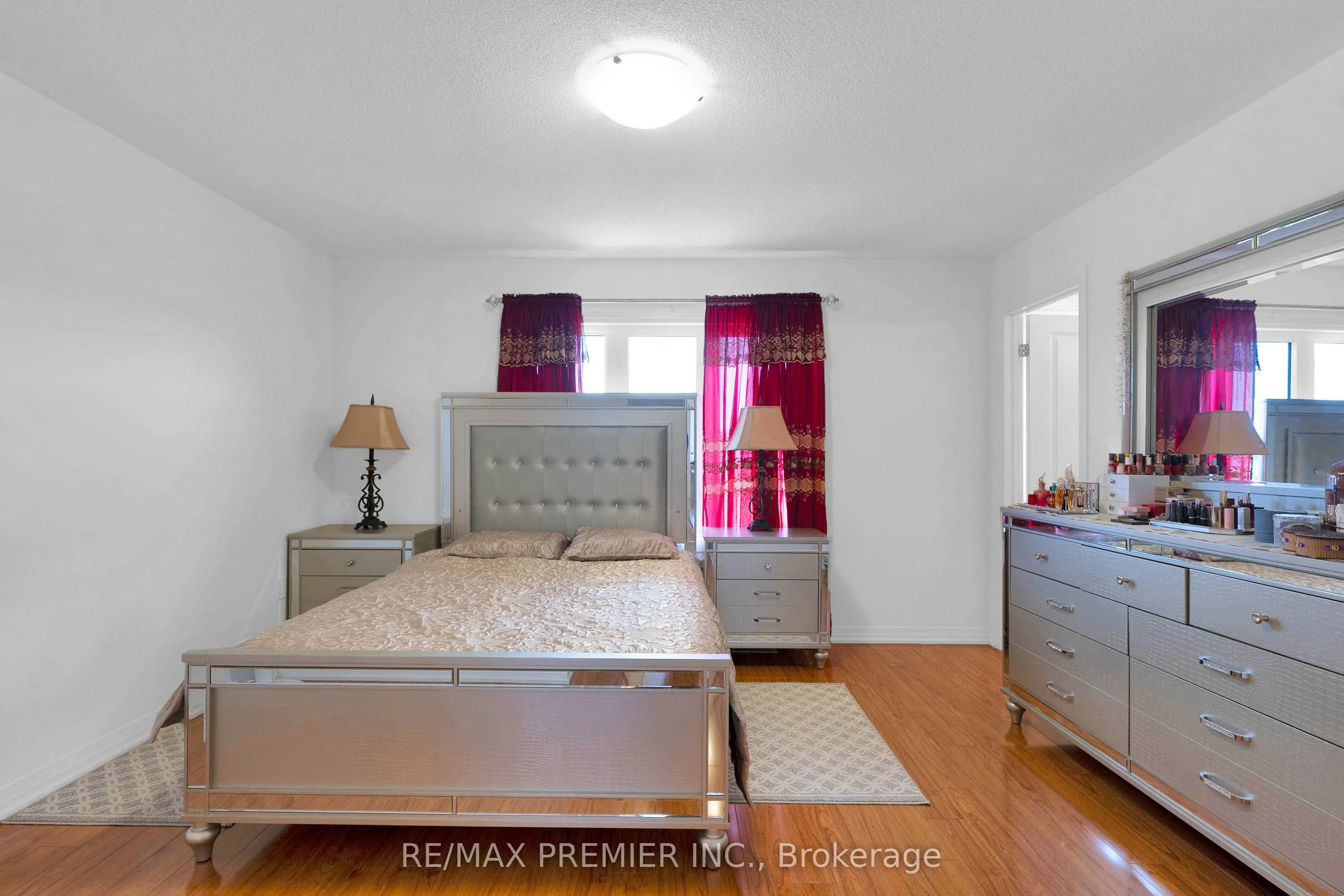 87 Casserley Crescent