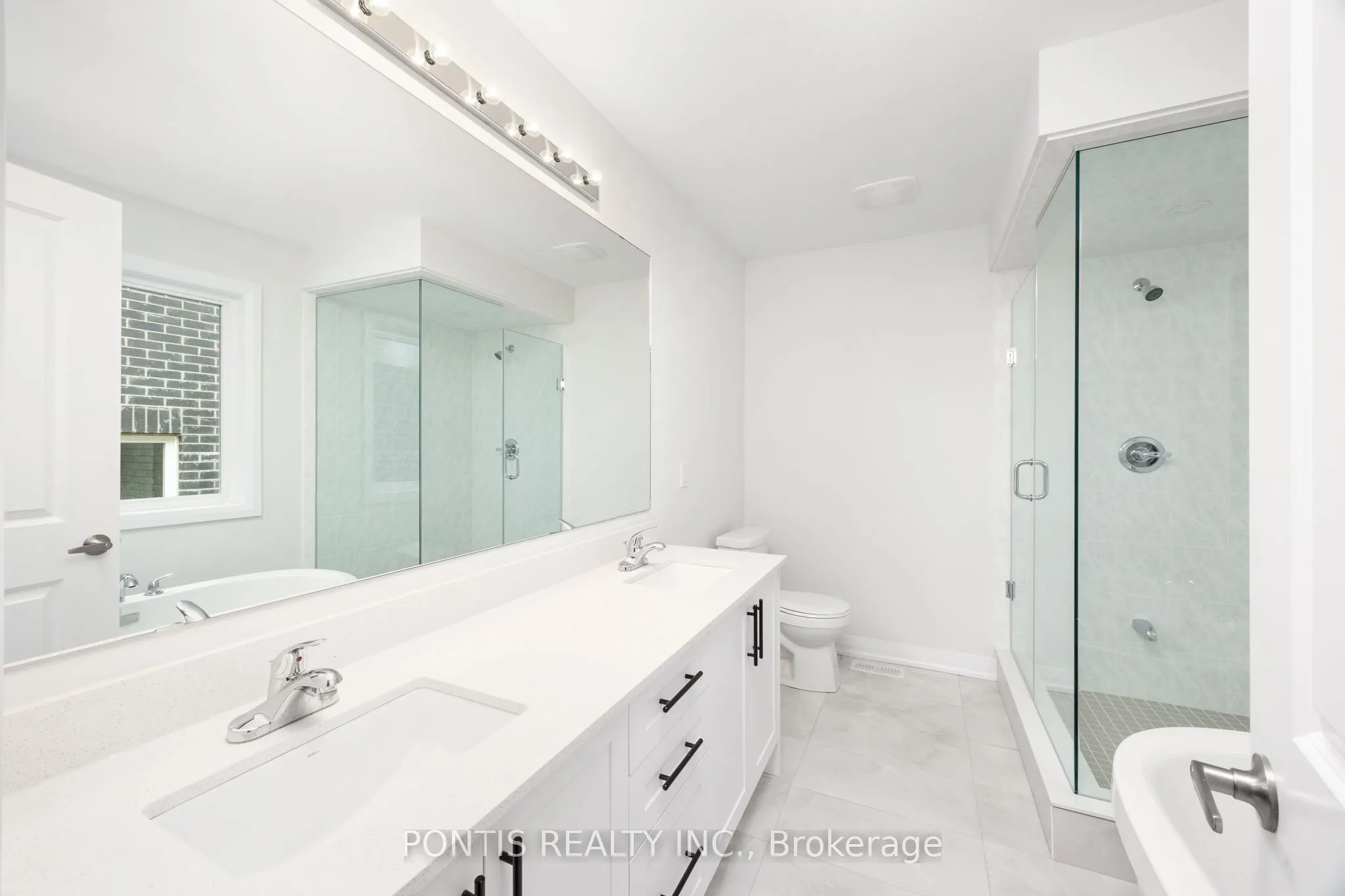 1406 Stovell Crescent