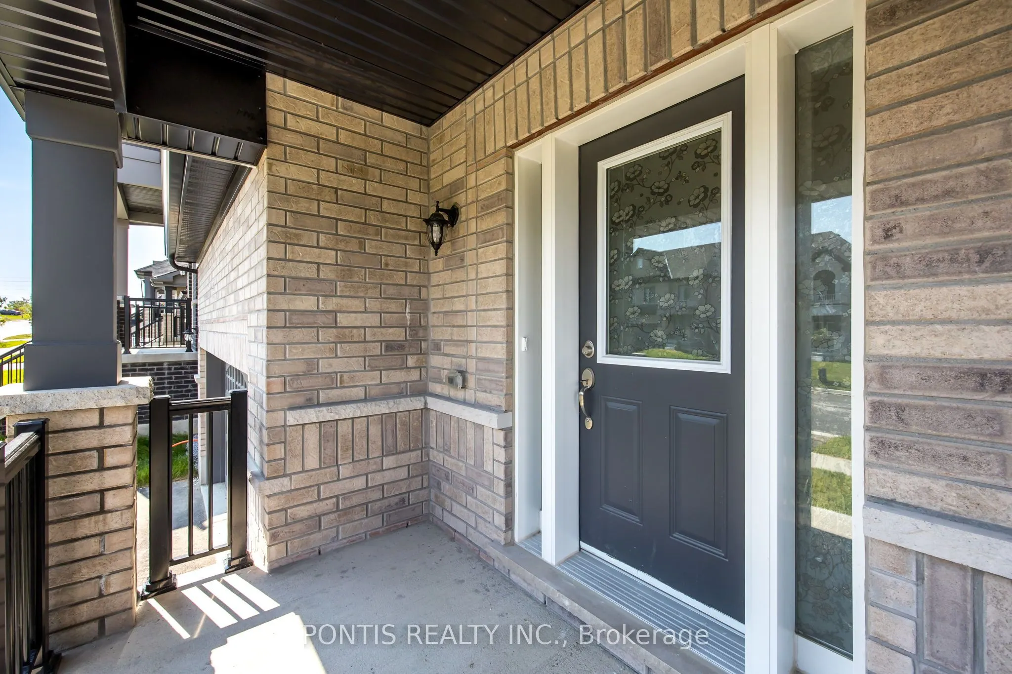 1406 Stovell Crescent