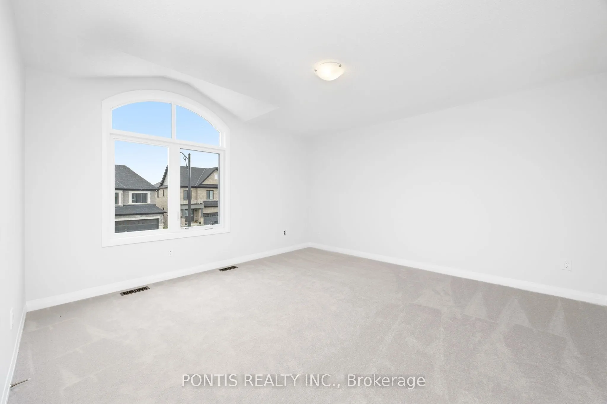 1406 Stovell Crescent