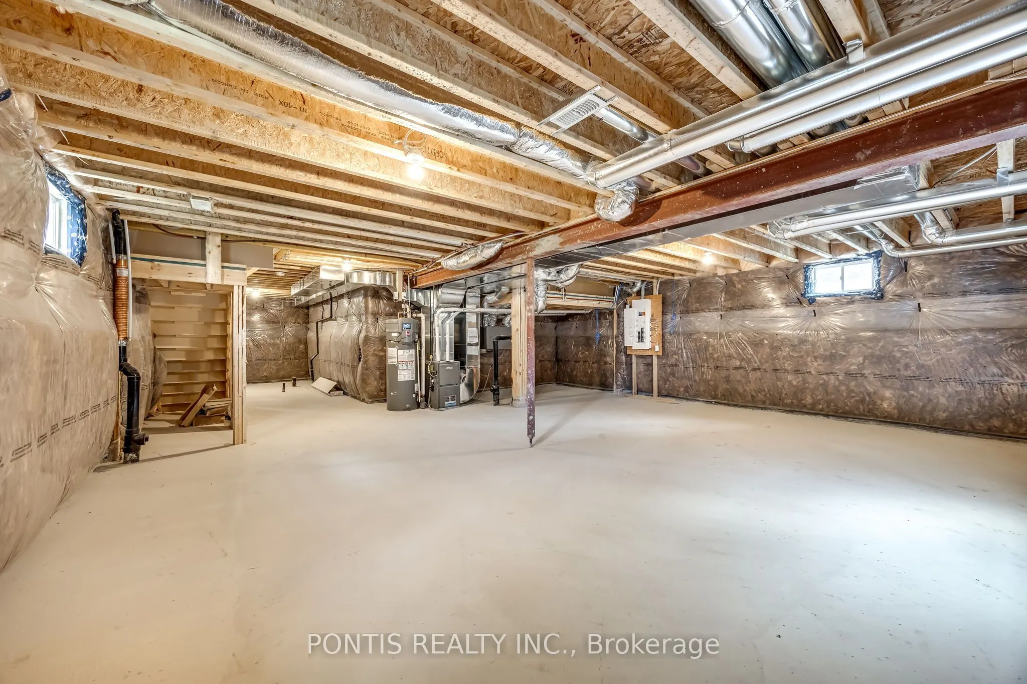 1406 Stovell Crescent