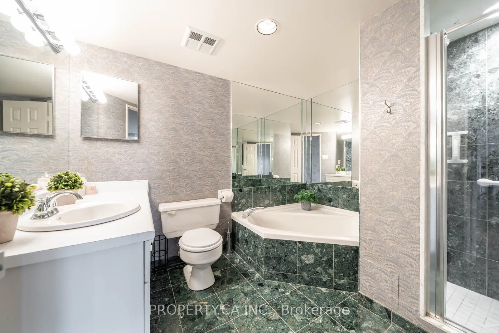 7300 Yonge Street, #301