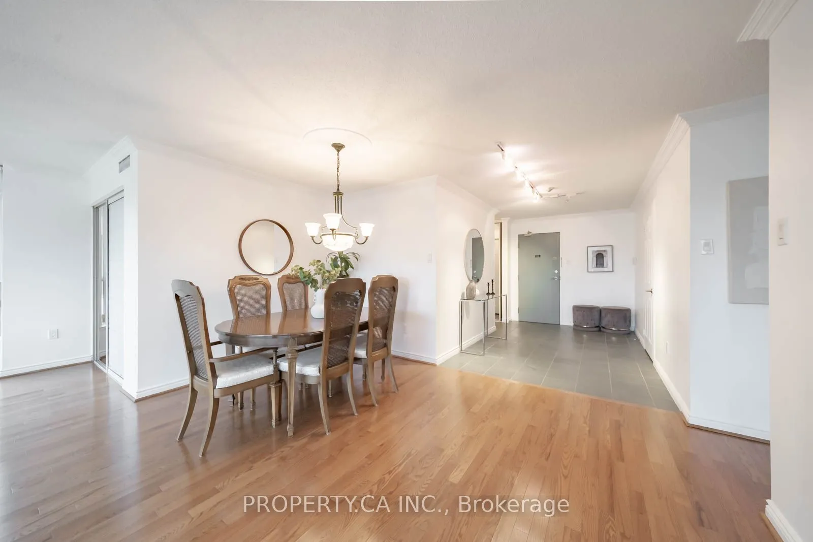 7300 Yonge Street, #301