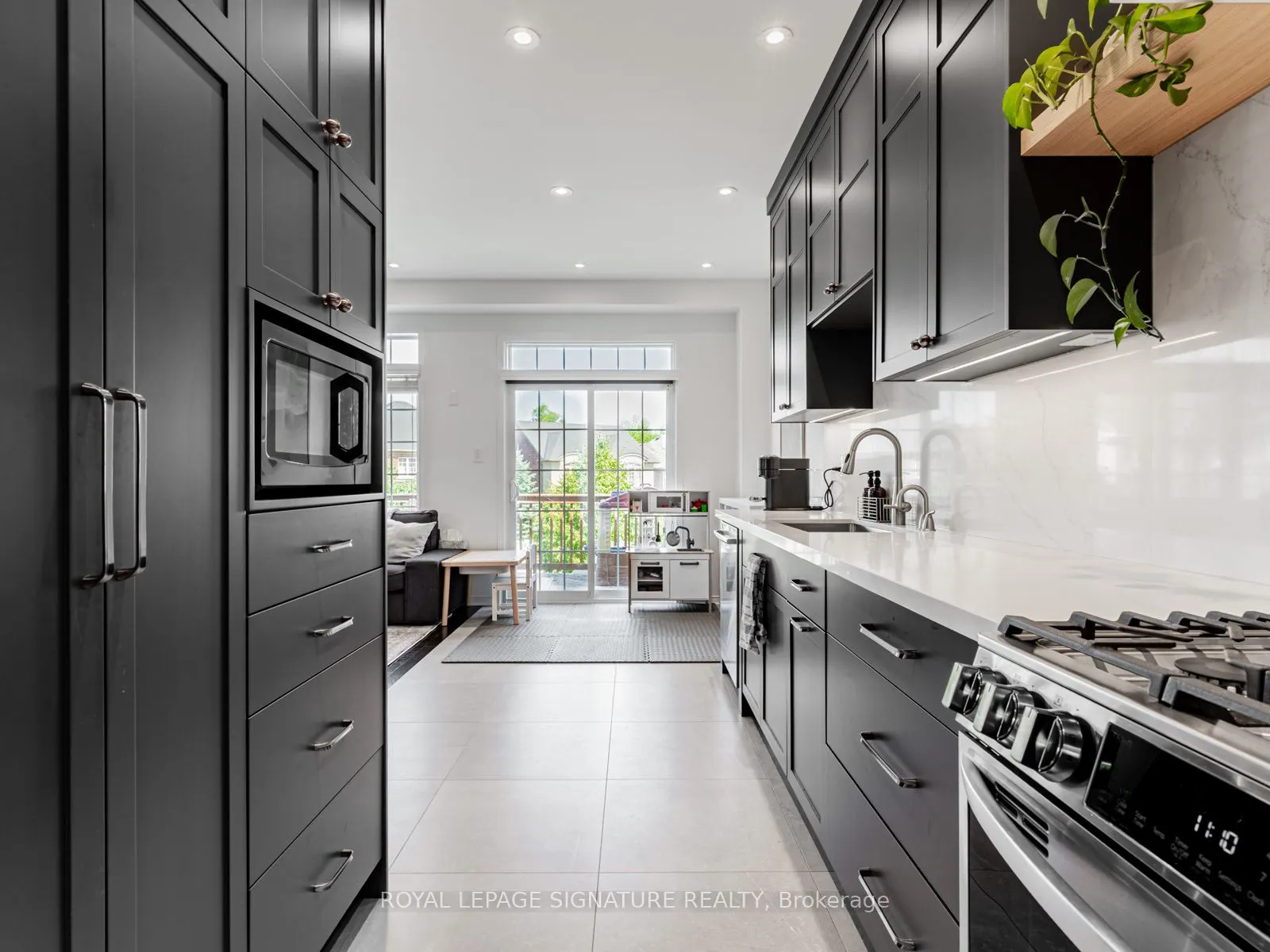 171 Wolf Creek Crescent