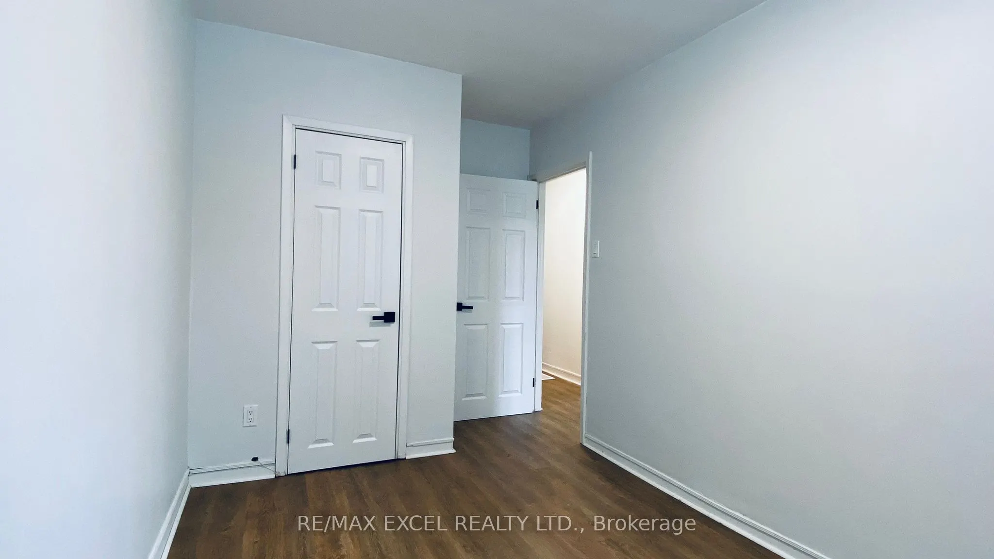 88 Longford Drive, #Main Floor