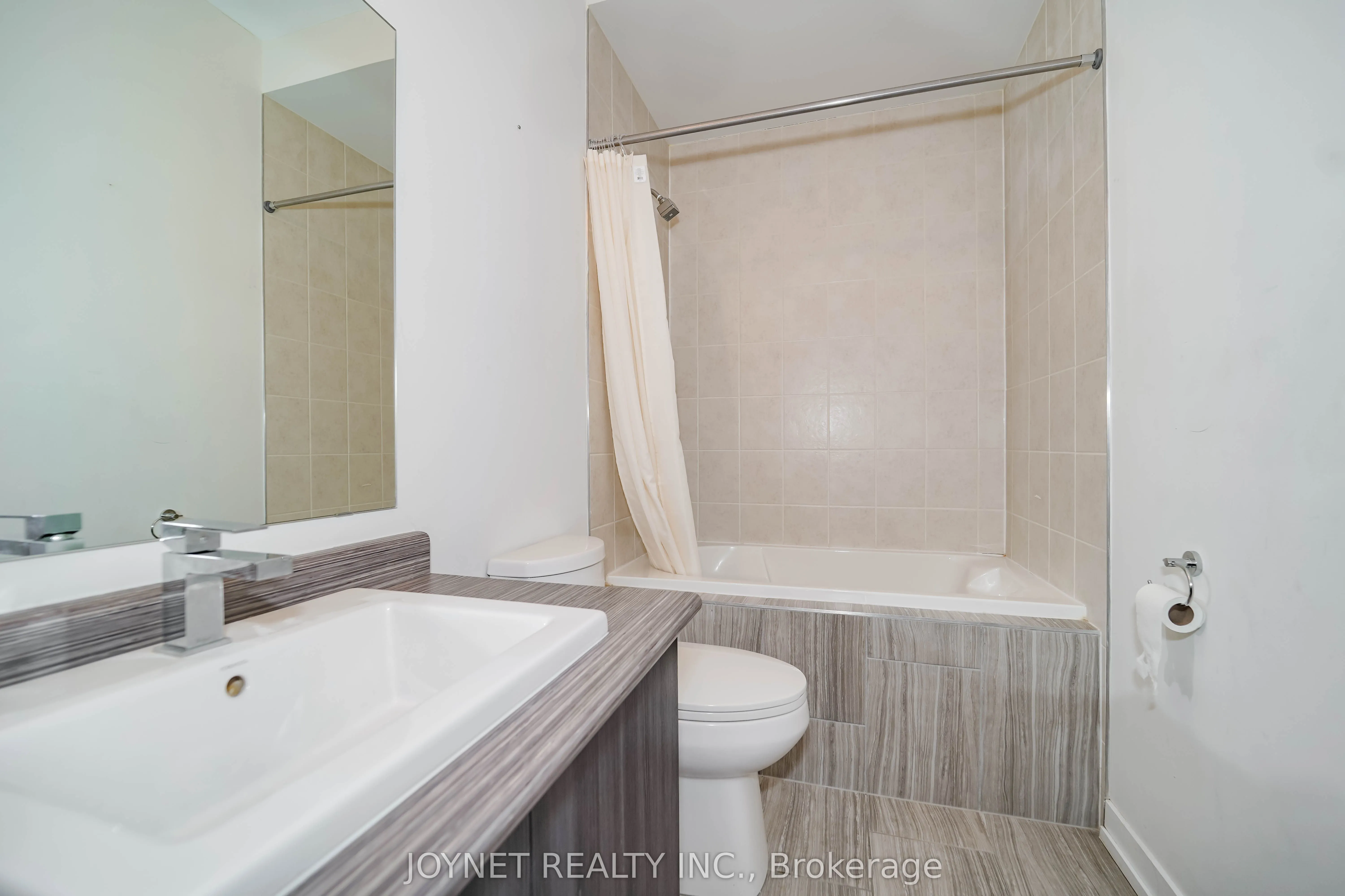 7 Glenngarry Crescent