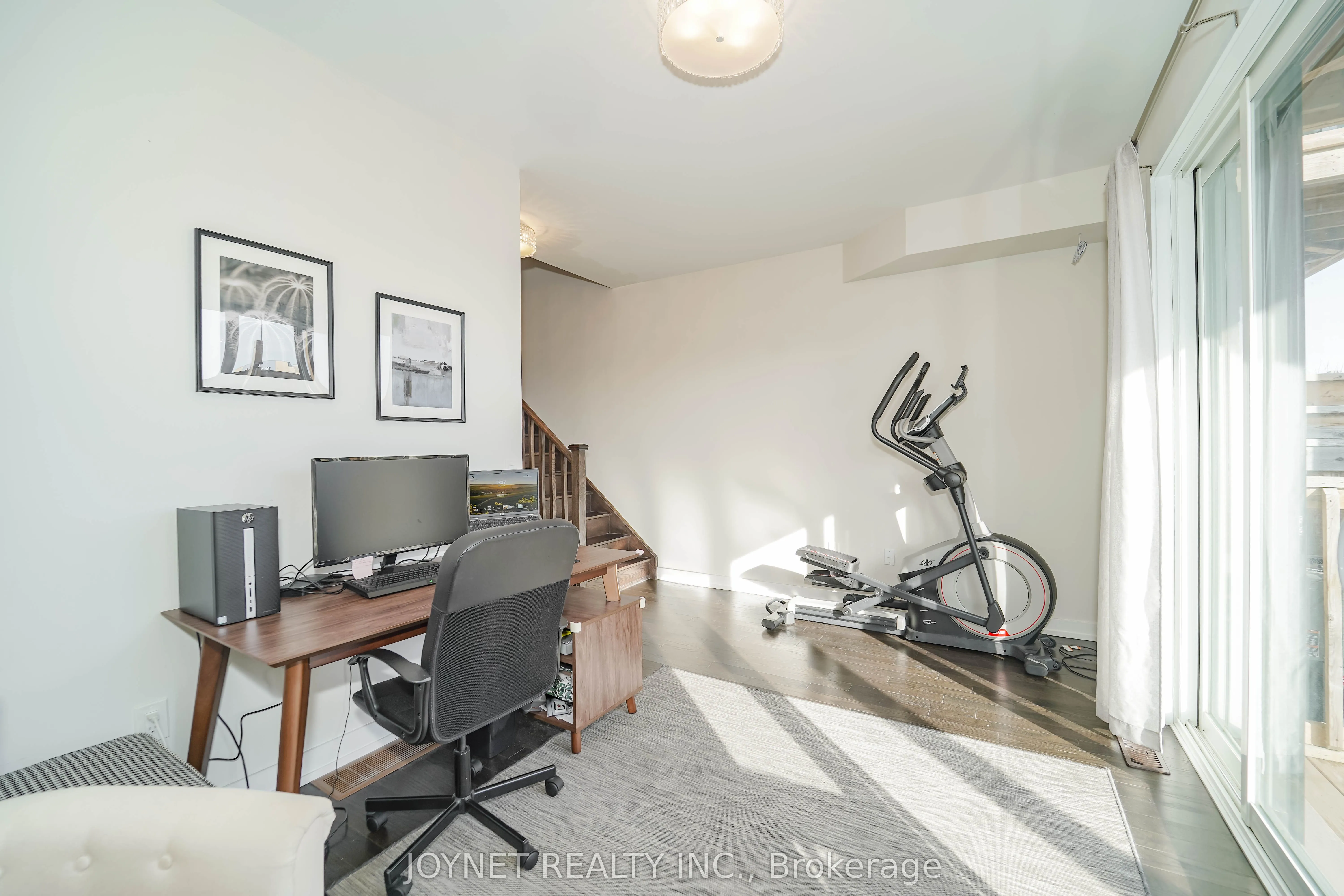 7 Glenngarry Crescent