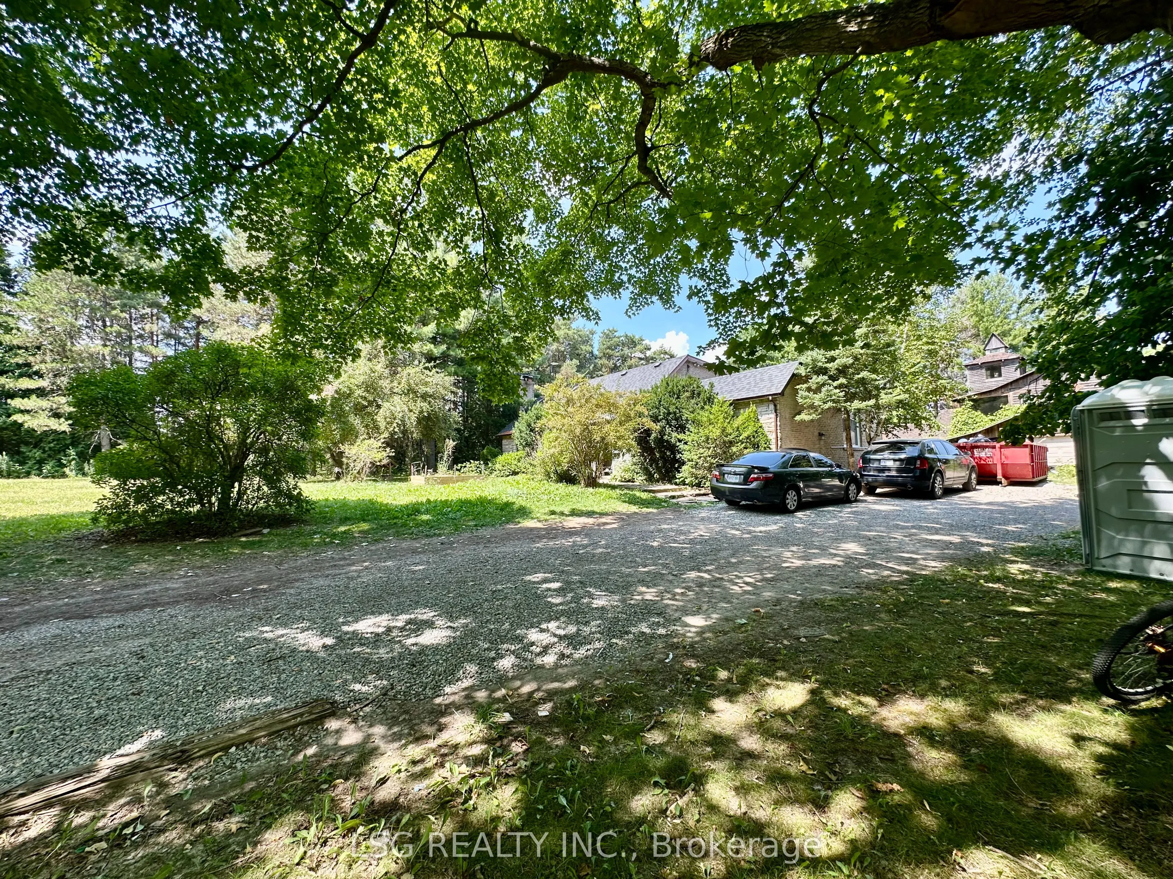 6180 18th Side Road