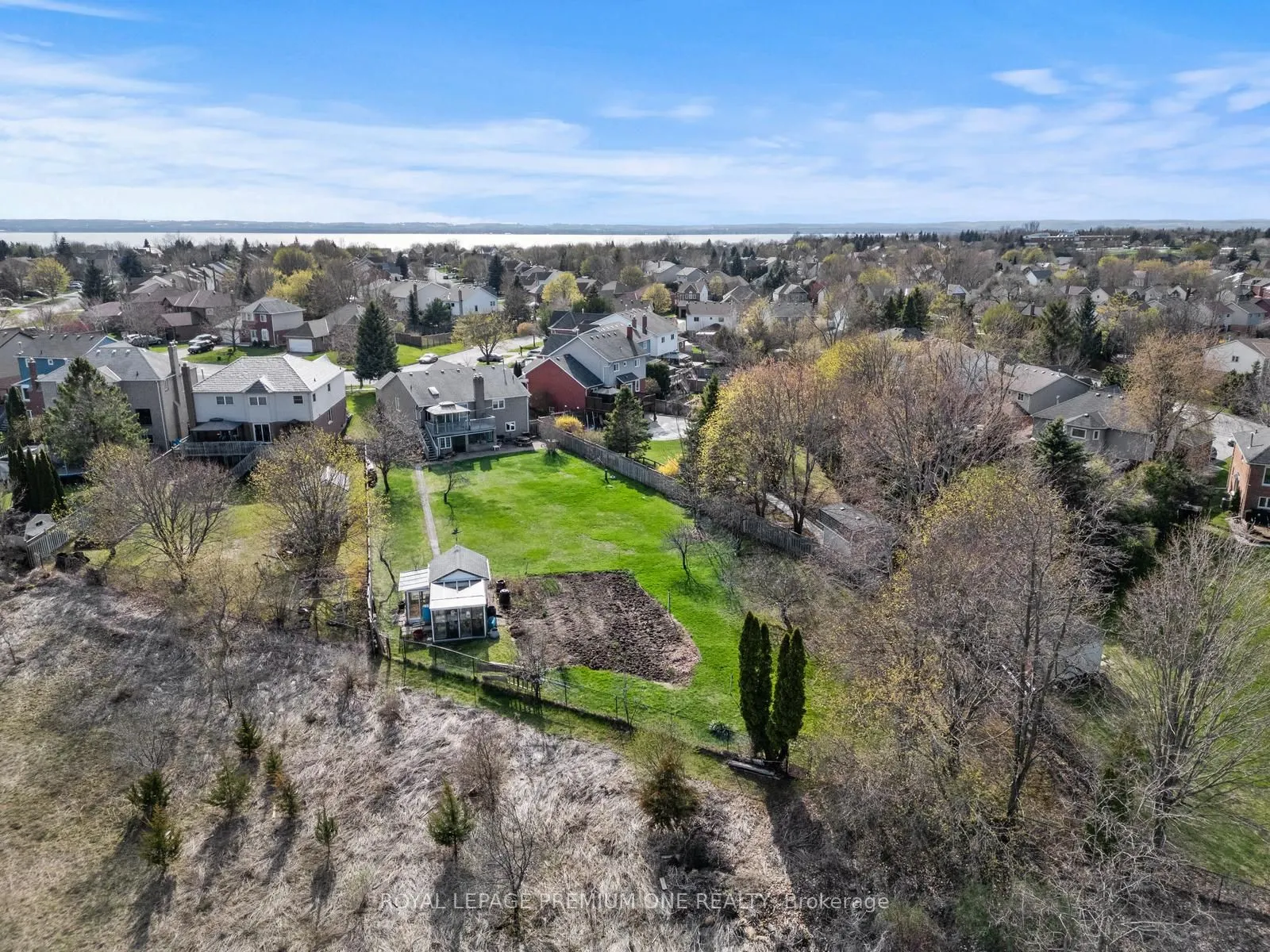 14 CARRICK Avenue