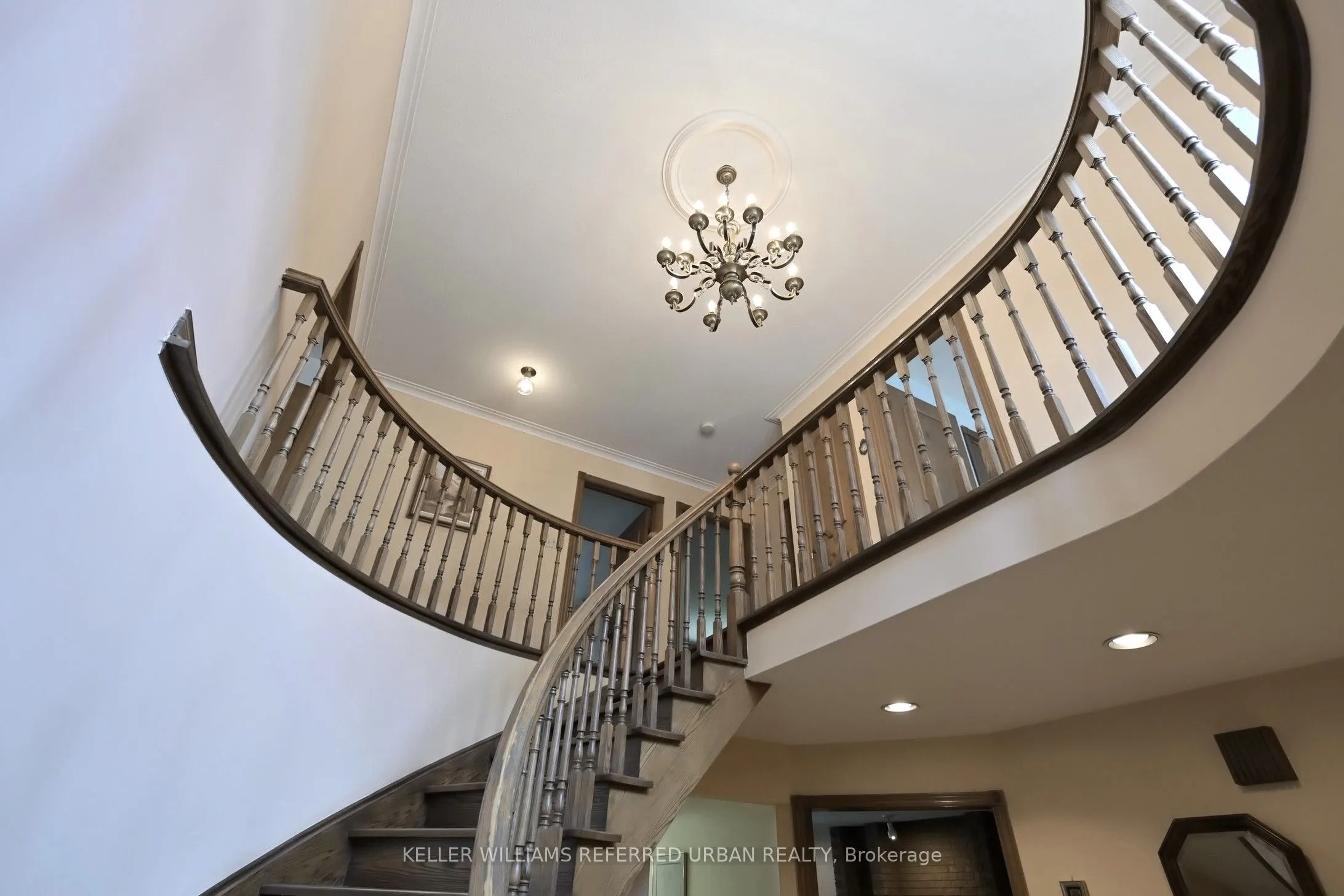 28 Westwood Lane