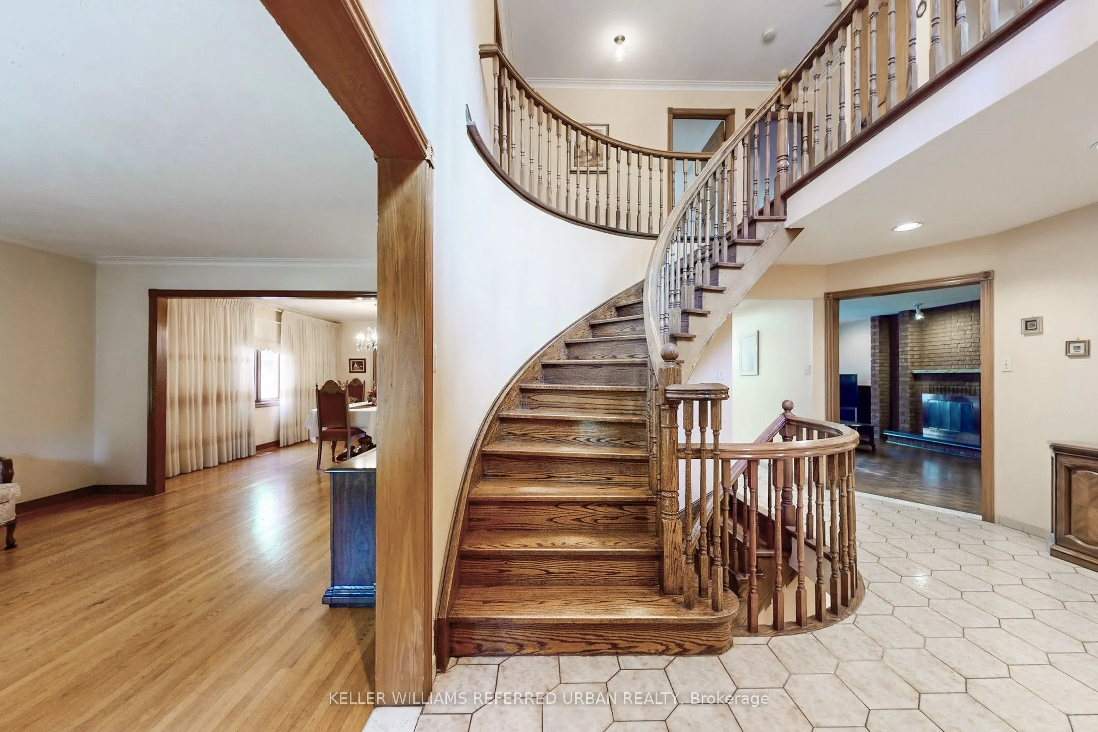28 Westwood Lane
