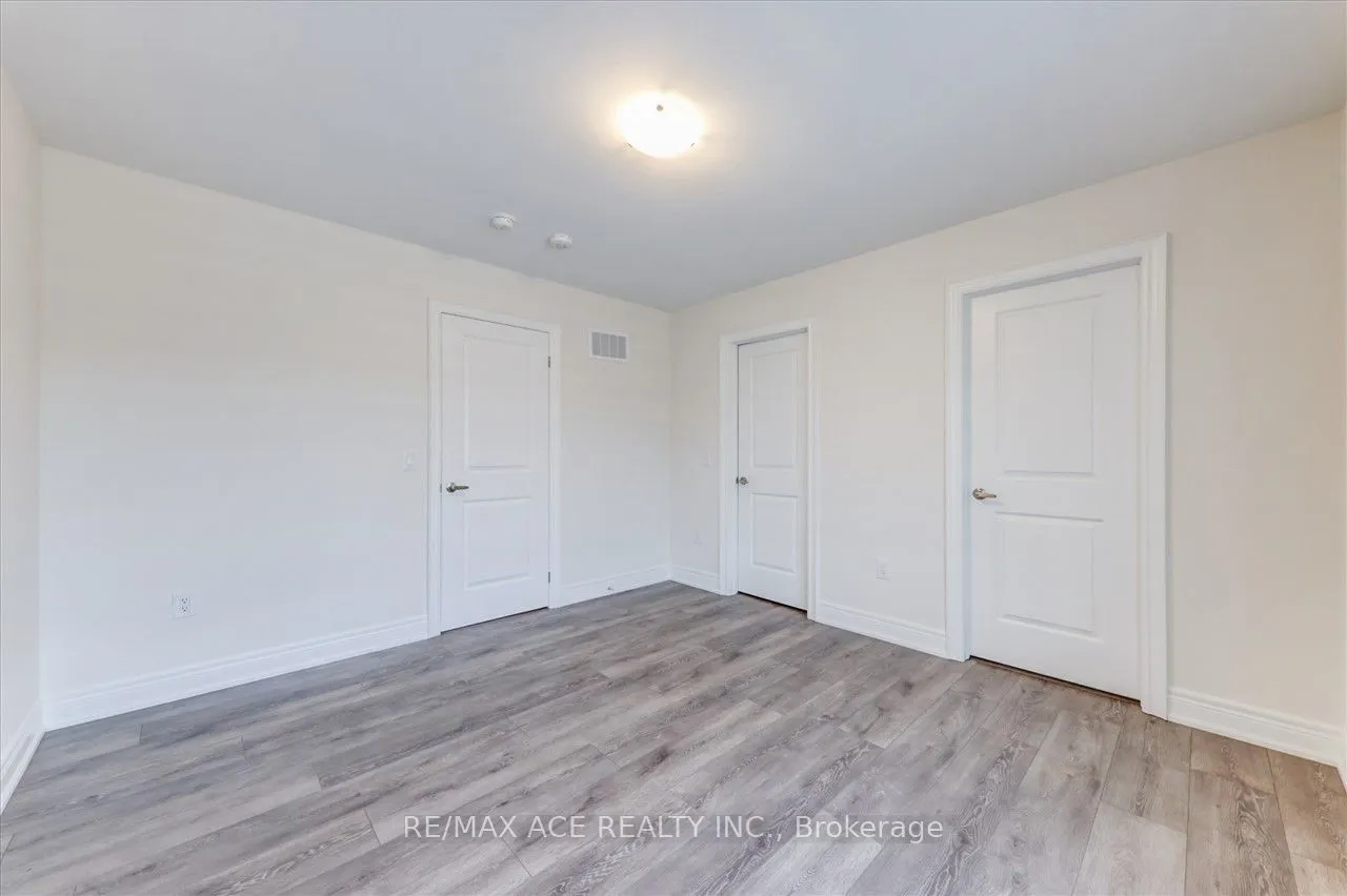 14 Hitching Post, #Main