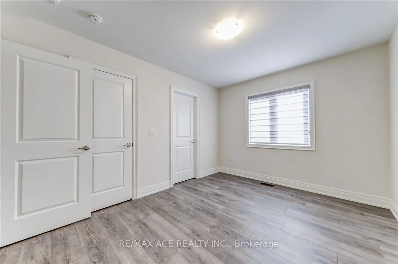 14 Hitching Post, #Main