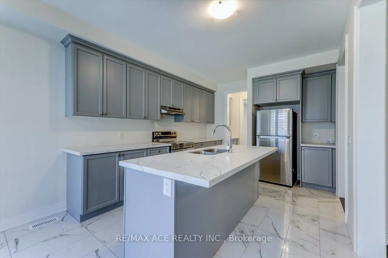 14 Hitching Post, #Main