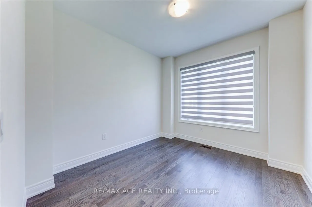 14 Hitching Post, #Main