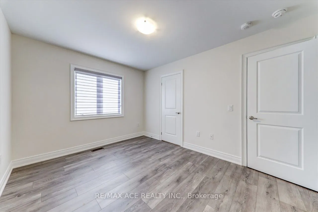 14 Hitching Post, #Main