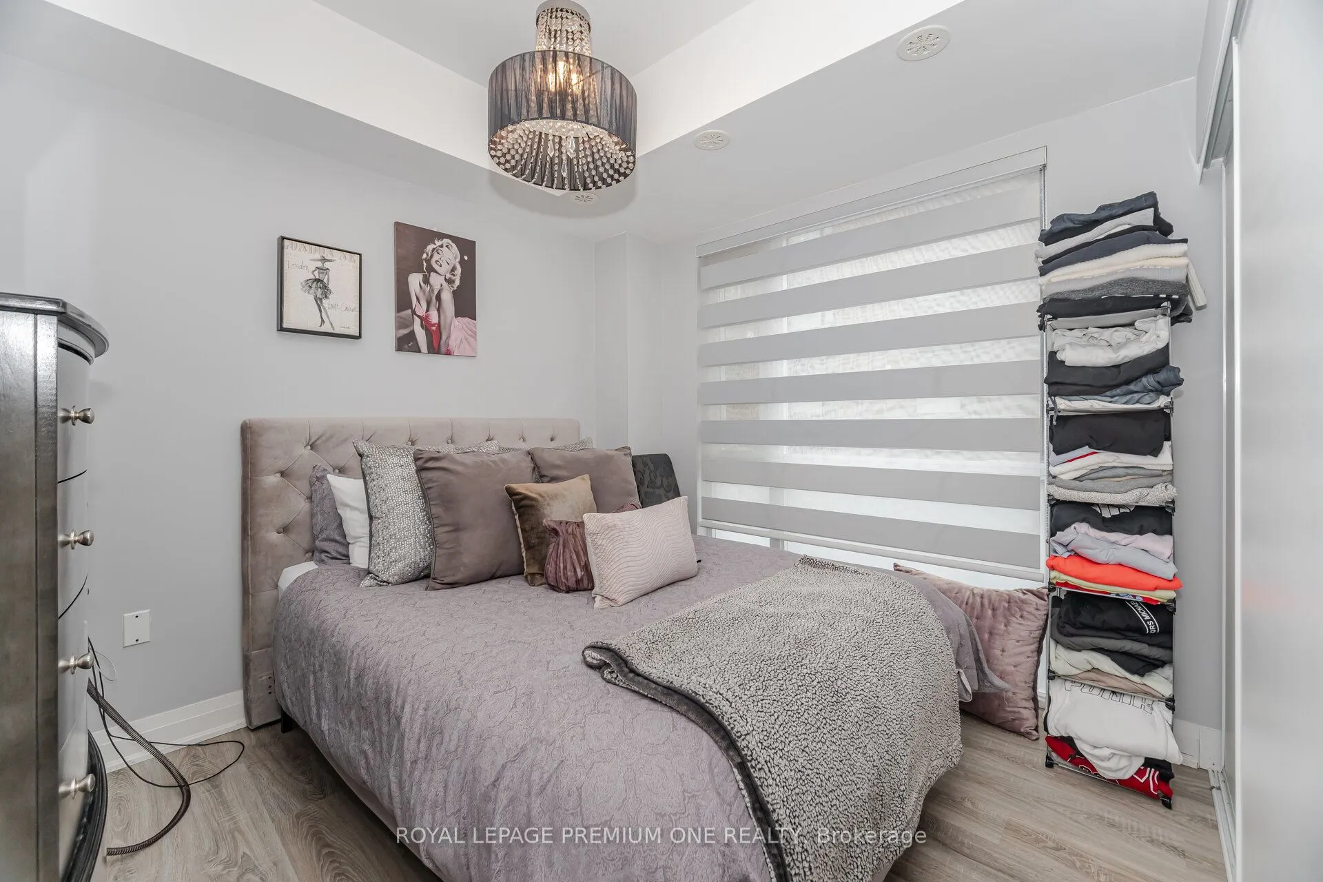 48 COLES Avenue, ##702