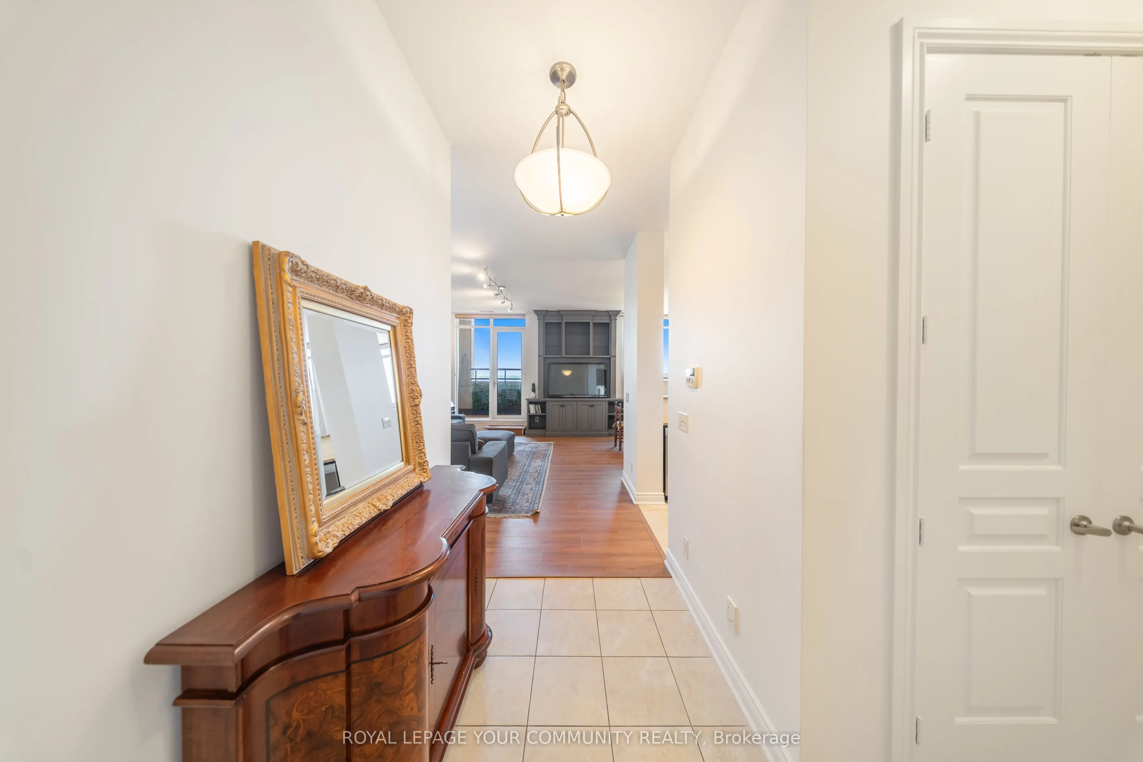 9245 Jane Street, #PH01