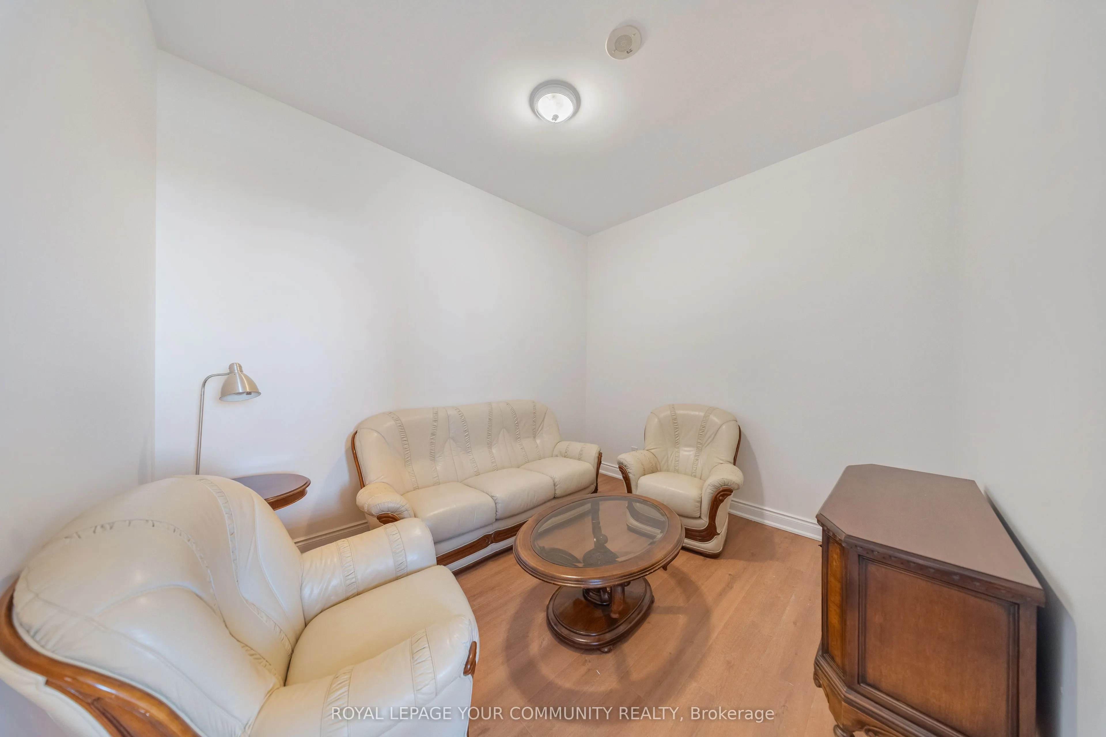 9245 Jane Street, #PH01