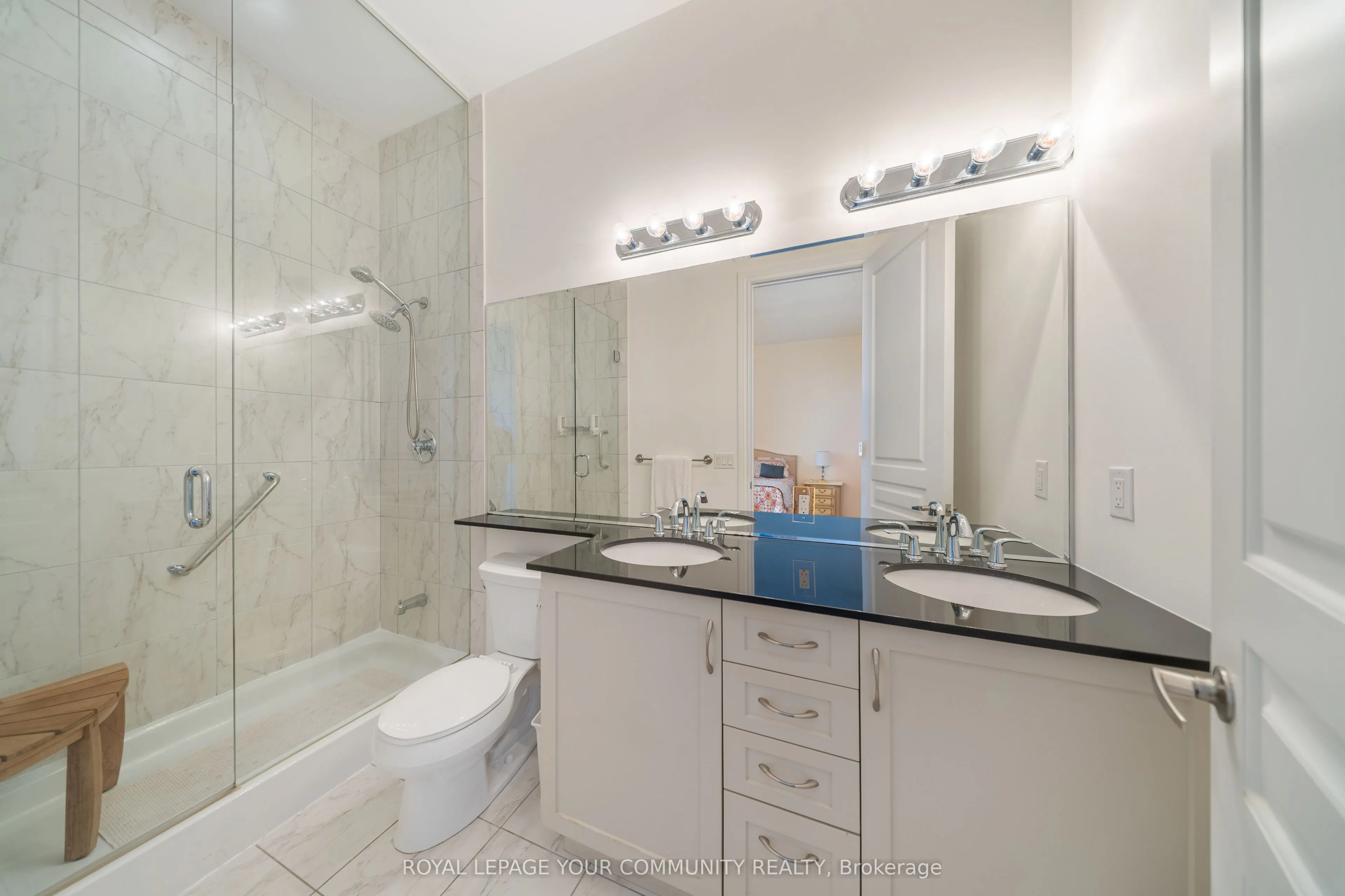 9245 Jane Street, #PH01
