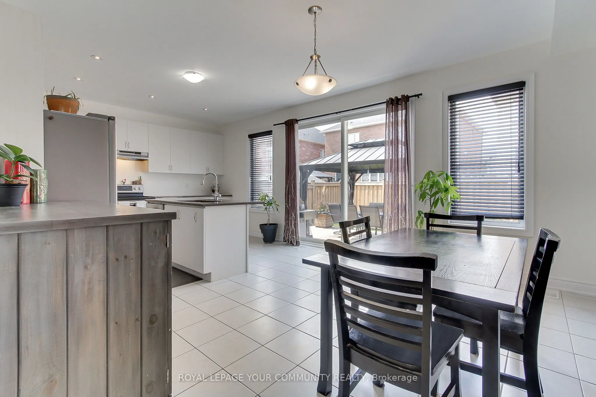 26 Hodgson Road N