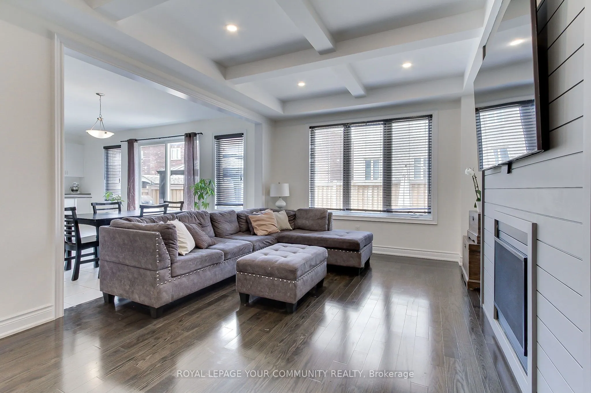26 Hodgson Road N