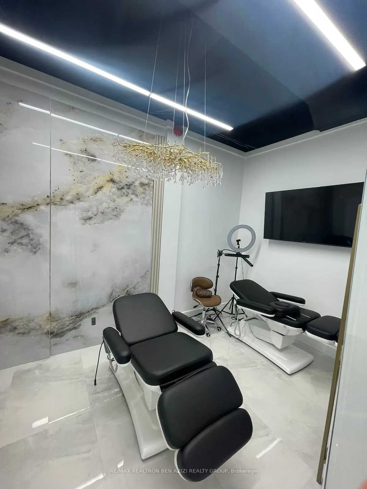 13311 Yonge Street, #104