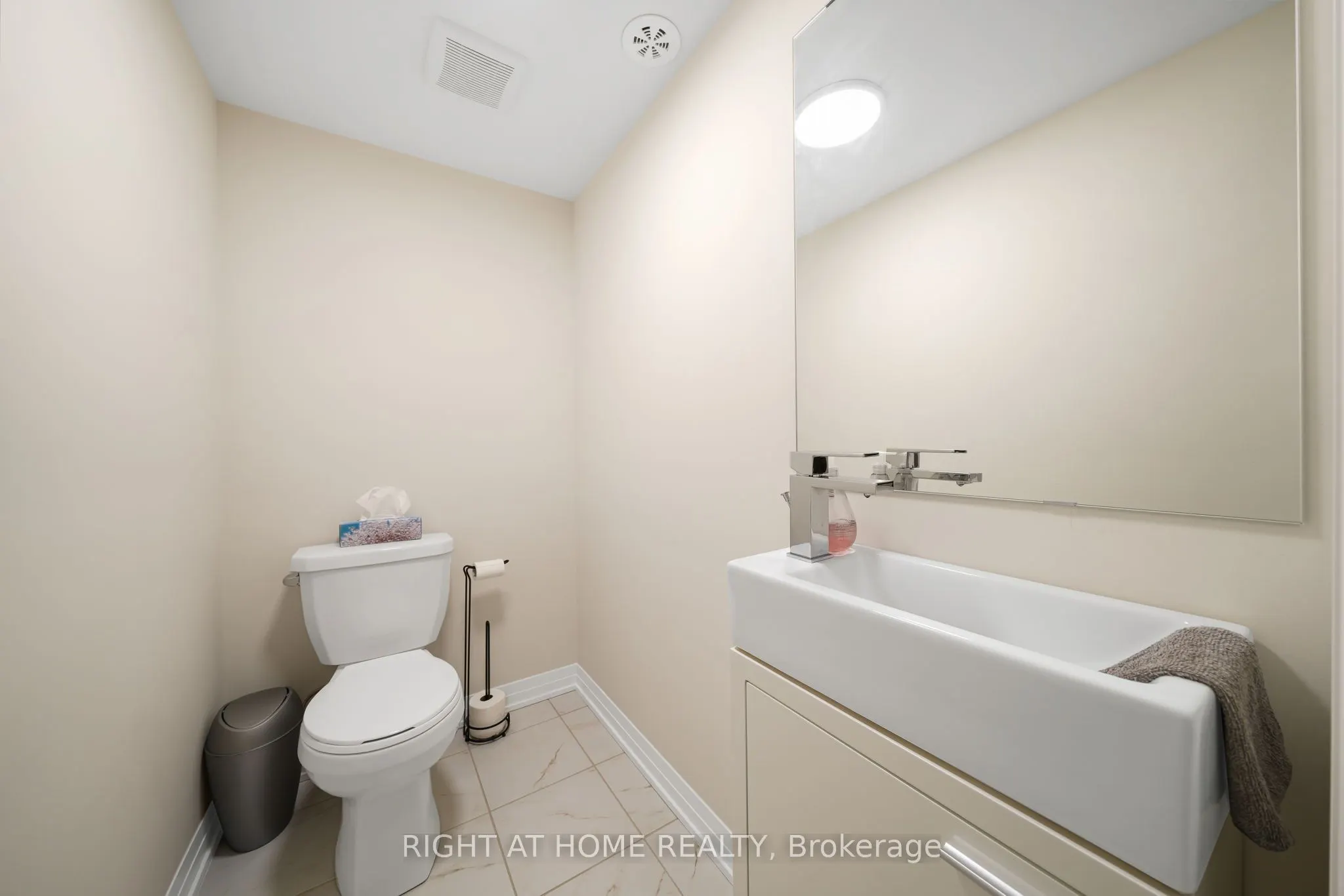 70 Baynes Way, #14