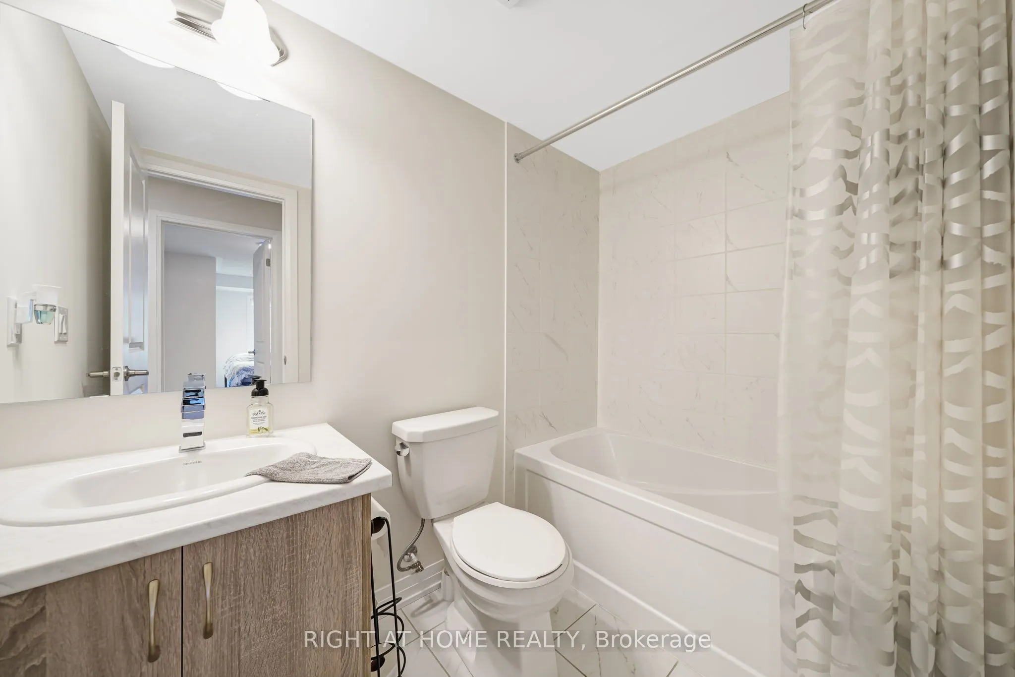 70 Baynes Way, #14