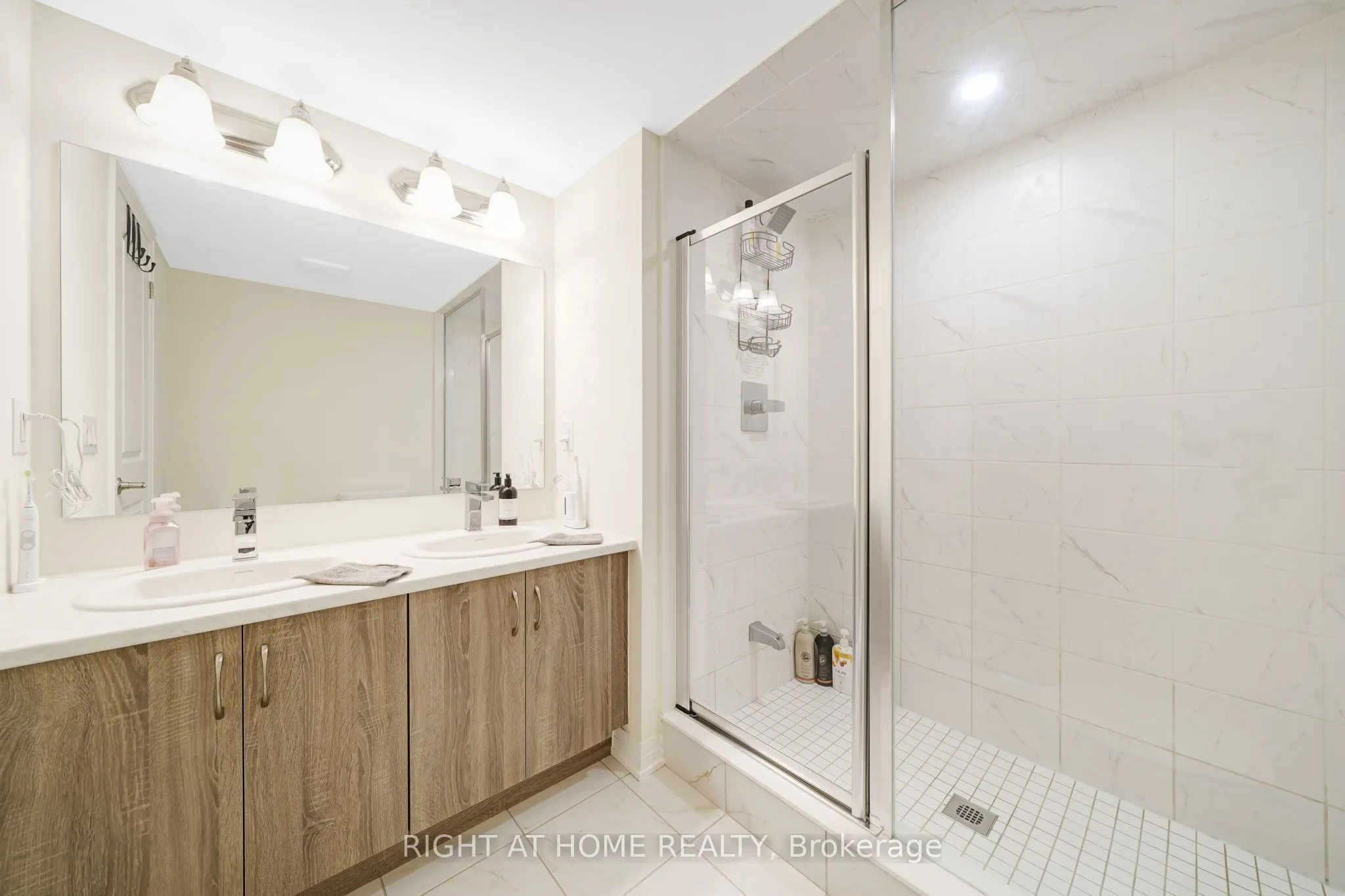 70 Baynes Way, #14