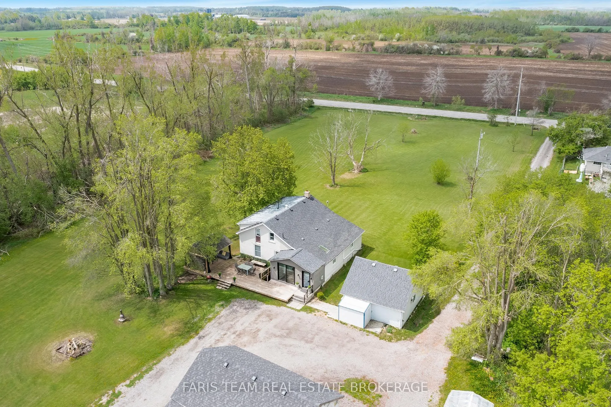 2351 20th Side Road